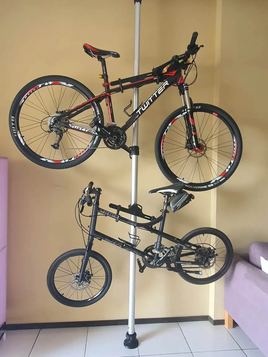 mountain bike, mini velo and rack