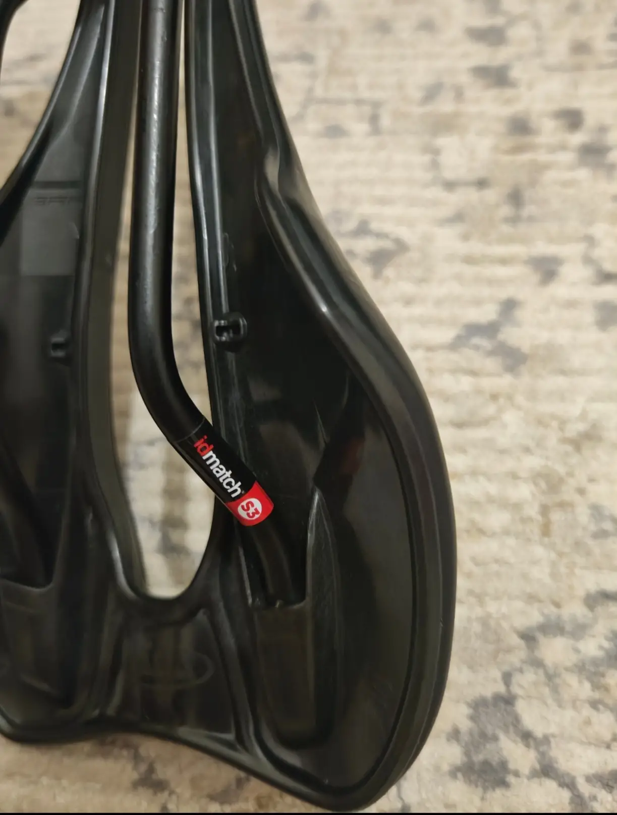 Selle Italia SLR Boost (Superflow) 130mm (208gm) Like New !!
