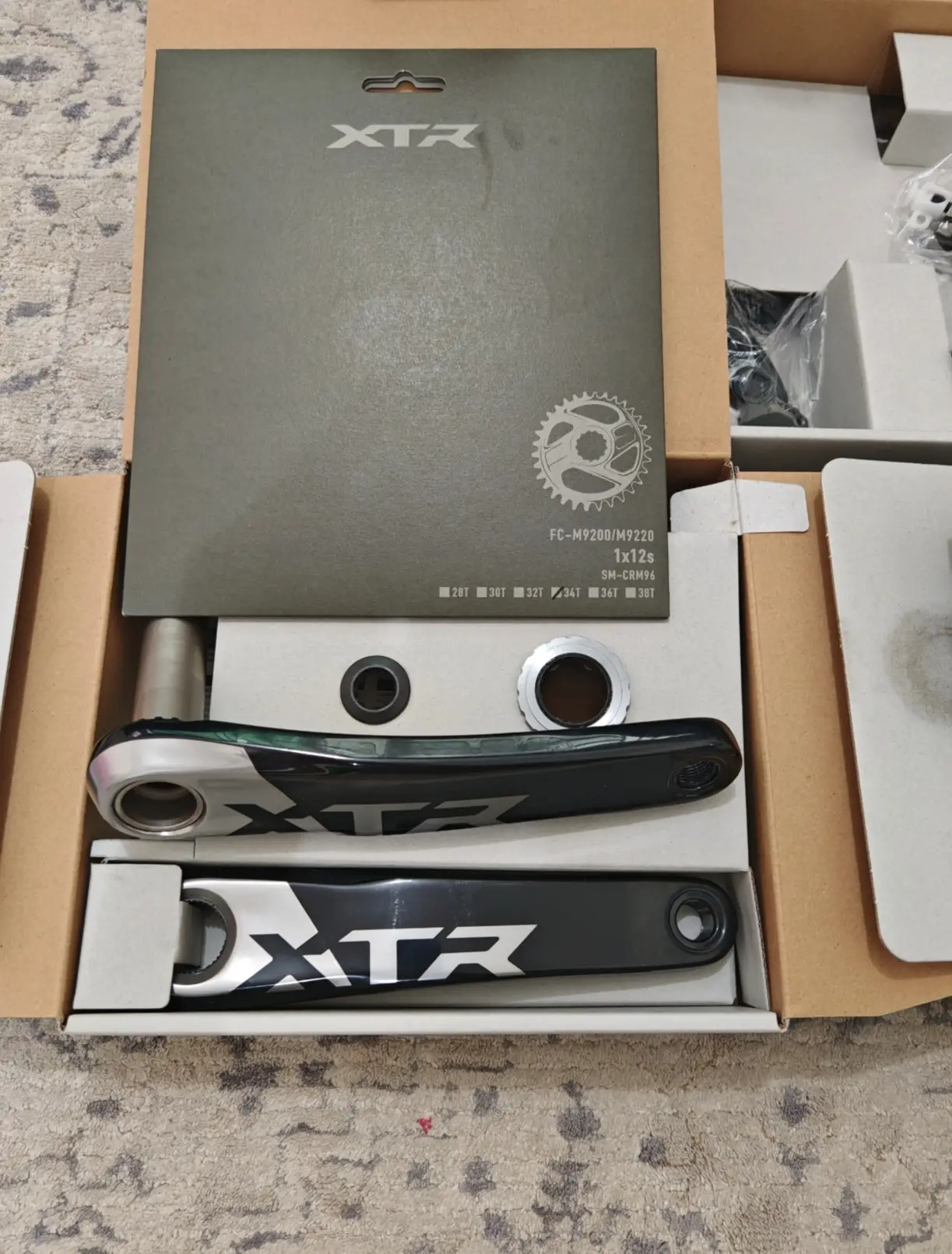 Shimano XTR M9200 Di2 (12 Speeds) 4 pot brakeset - Brand New !!!