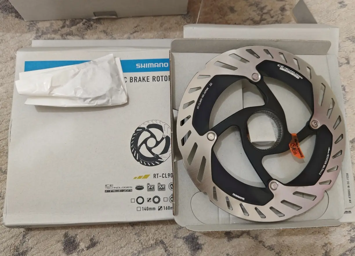 Shimano XTR M9200 Di2 (12 Speeds) 4 pot brakeset - Brand New !!!