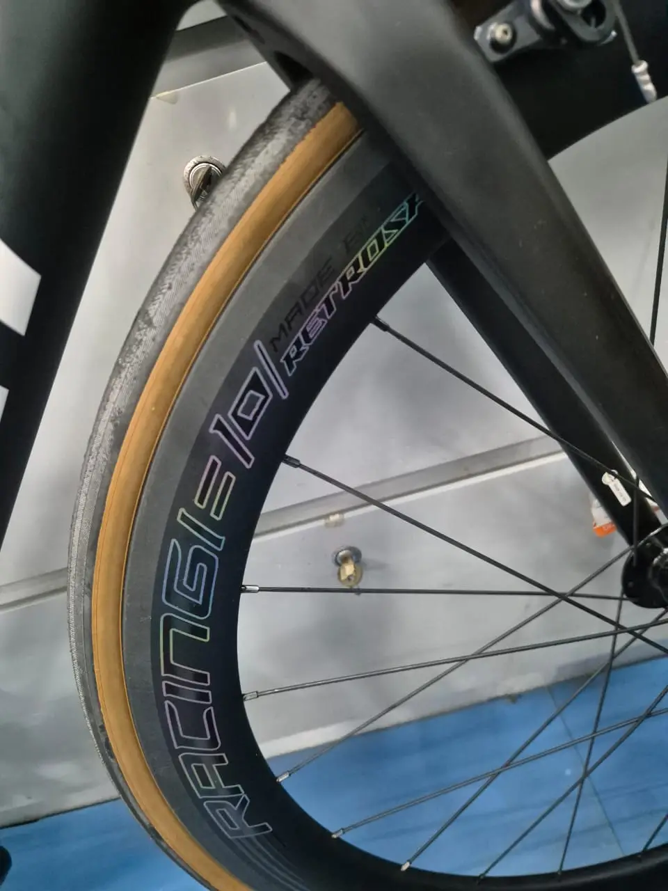 (!! Complete Bike !!) Giant TCR Advance KOM 1 RimBrake  (M size) - Brand New