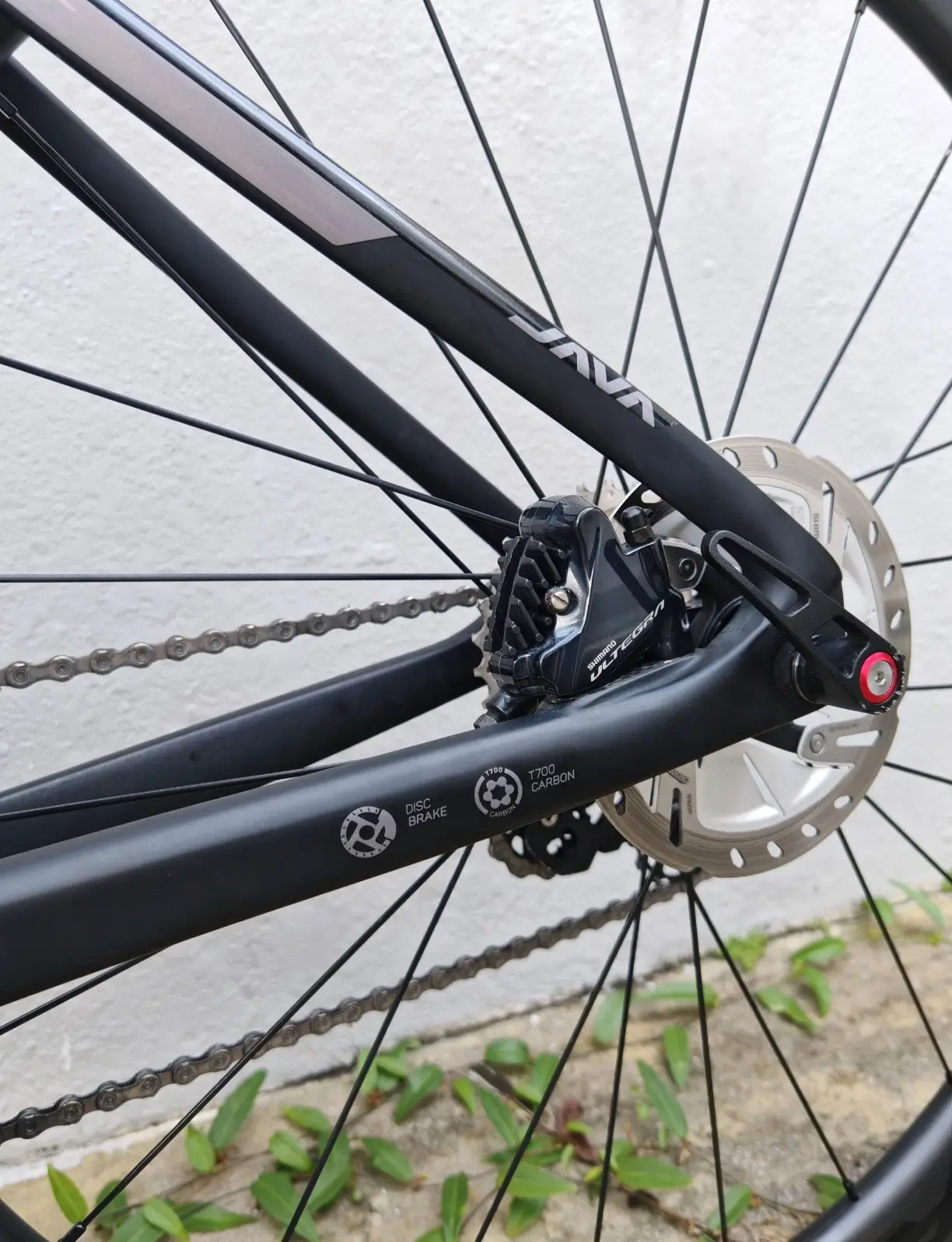 Shimano Ultegra R8020 (Disc ;11Speeds) Like New !!