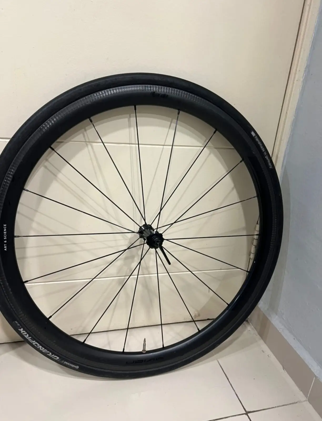 Avian CR2 (40mm) RimBrake Carbon Wheelset - (Like New !!!)