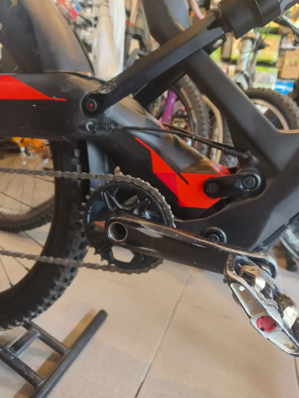 Polygon XQ1 27.5' Large