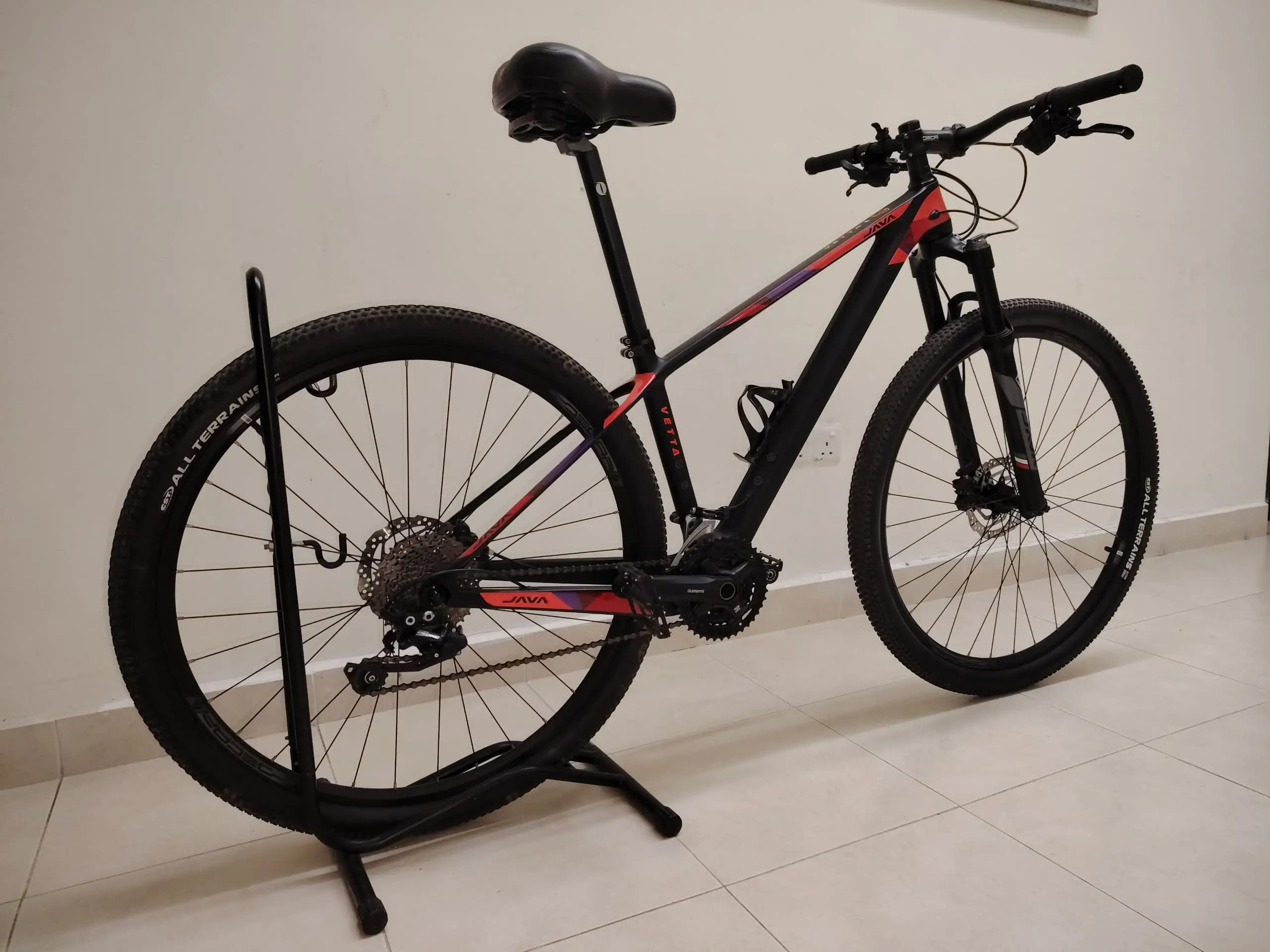 FOR SALE: JAVA VETTA 29ER CARBON MTB – AIR SUSPENSION | DEORE 30S | LIGHTWEIGHT 🚴‍♂️