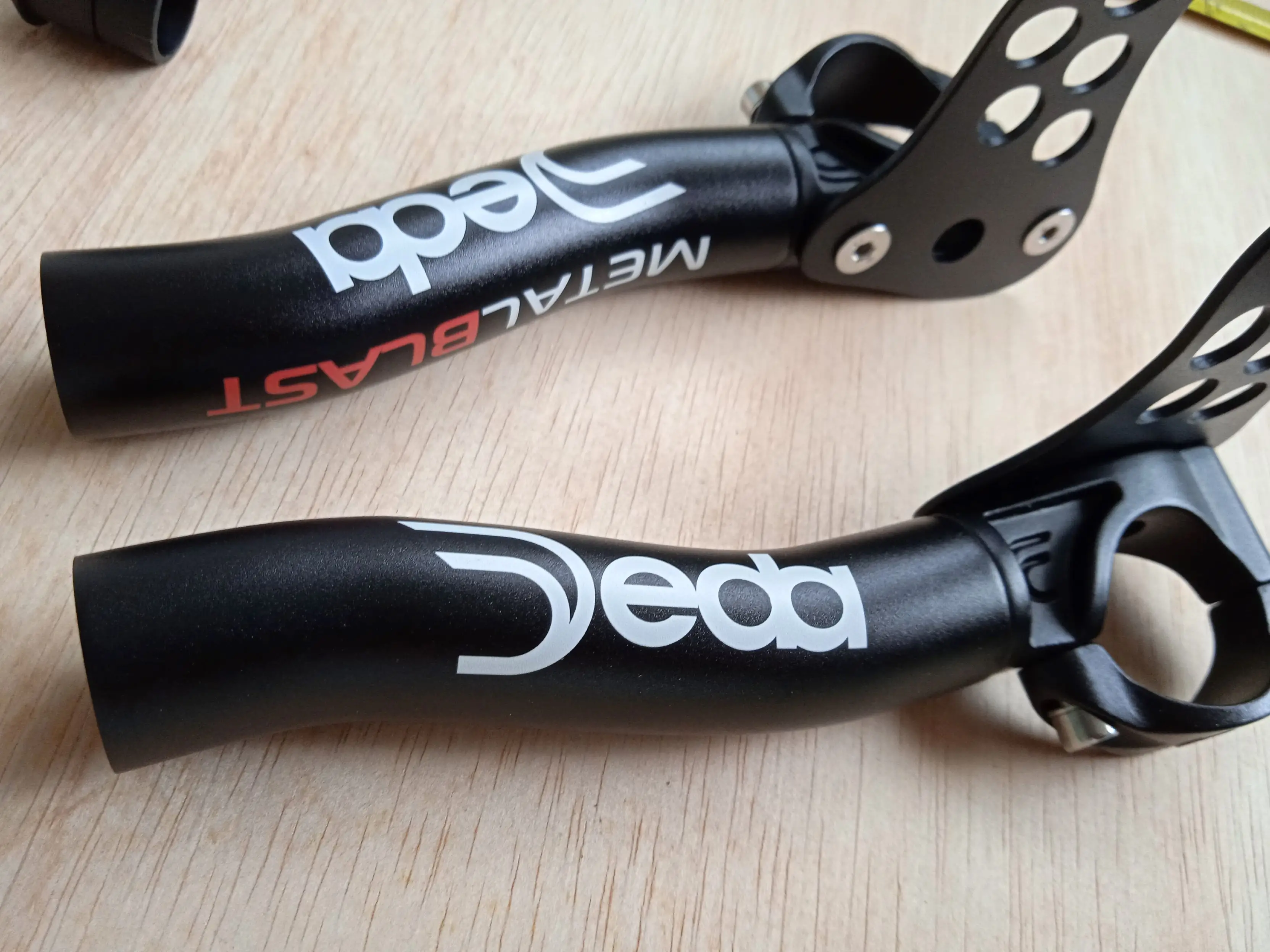 Deda Metal Blast Amrest bar for TT / Triathlon