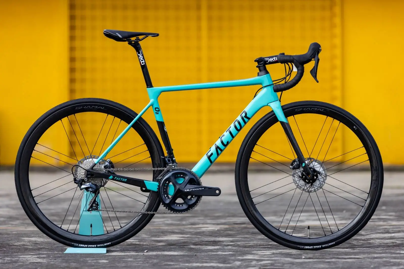 Factor 02D TUR (FRAMESET) with Seatpost (52cm) Brand New !!!