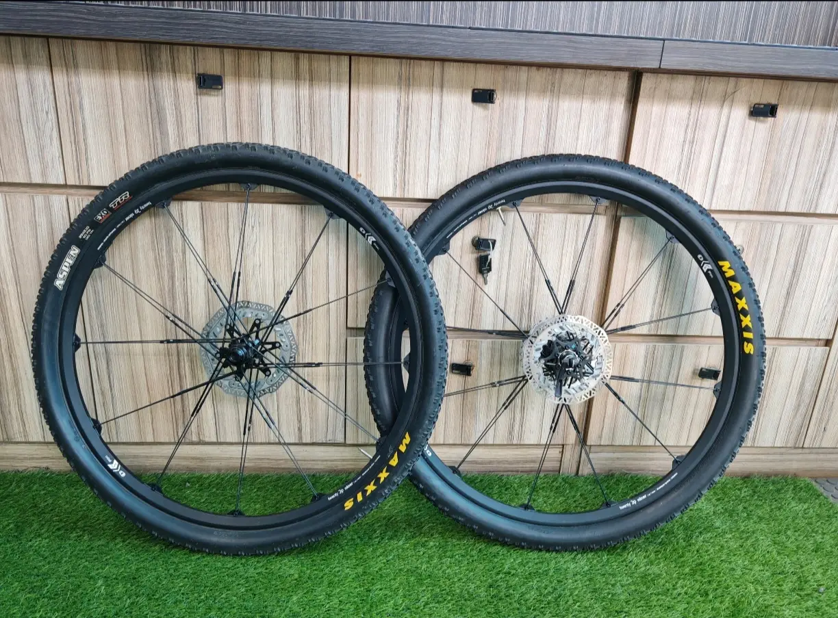 CrankBrothers Cobalt3 (29er) Wheelset (Front T.A;Rear QR) Used Like New !!!
