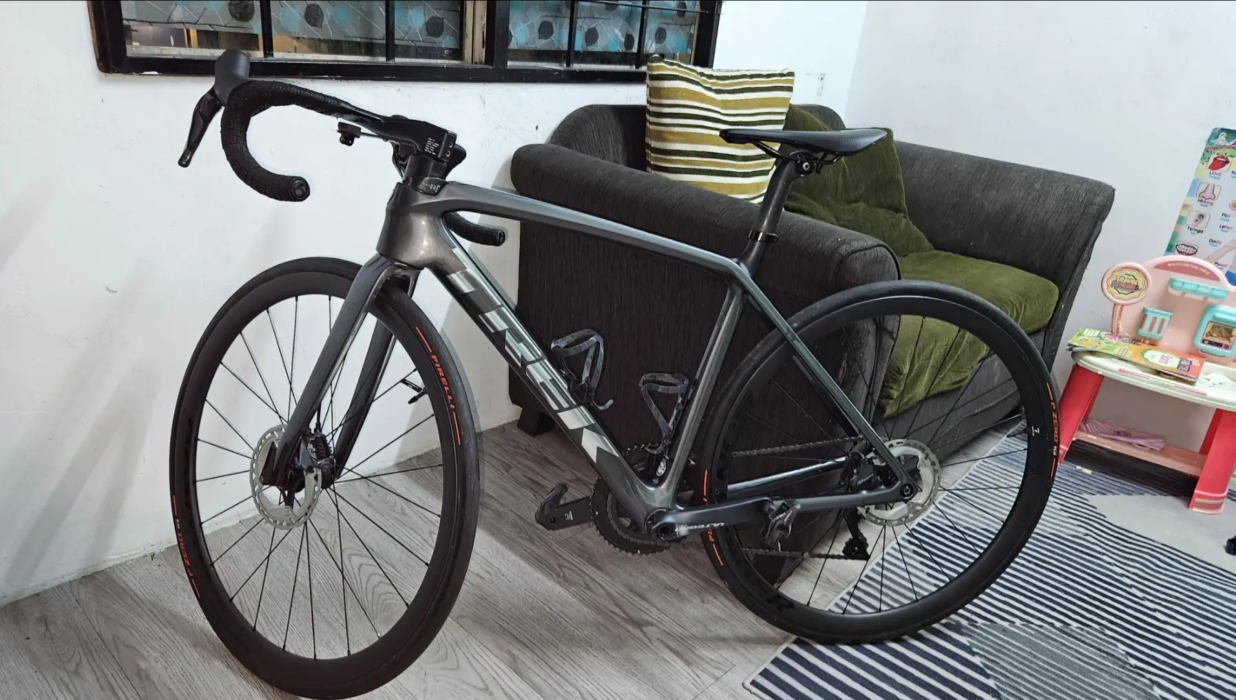 Trek emonda sl6 size 52cm 2021-2022