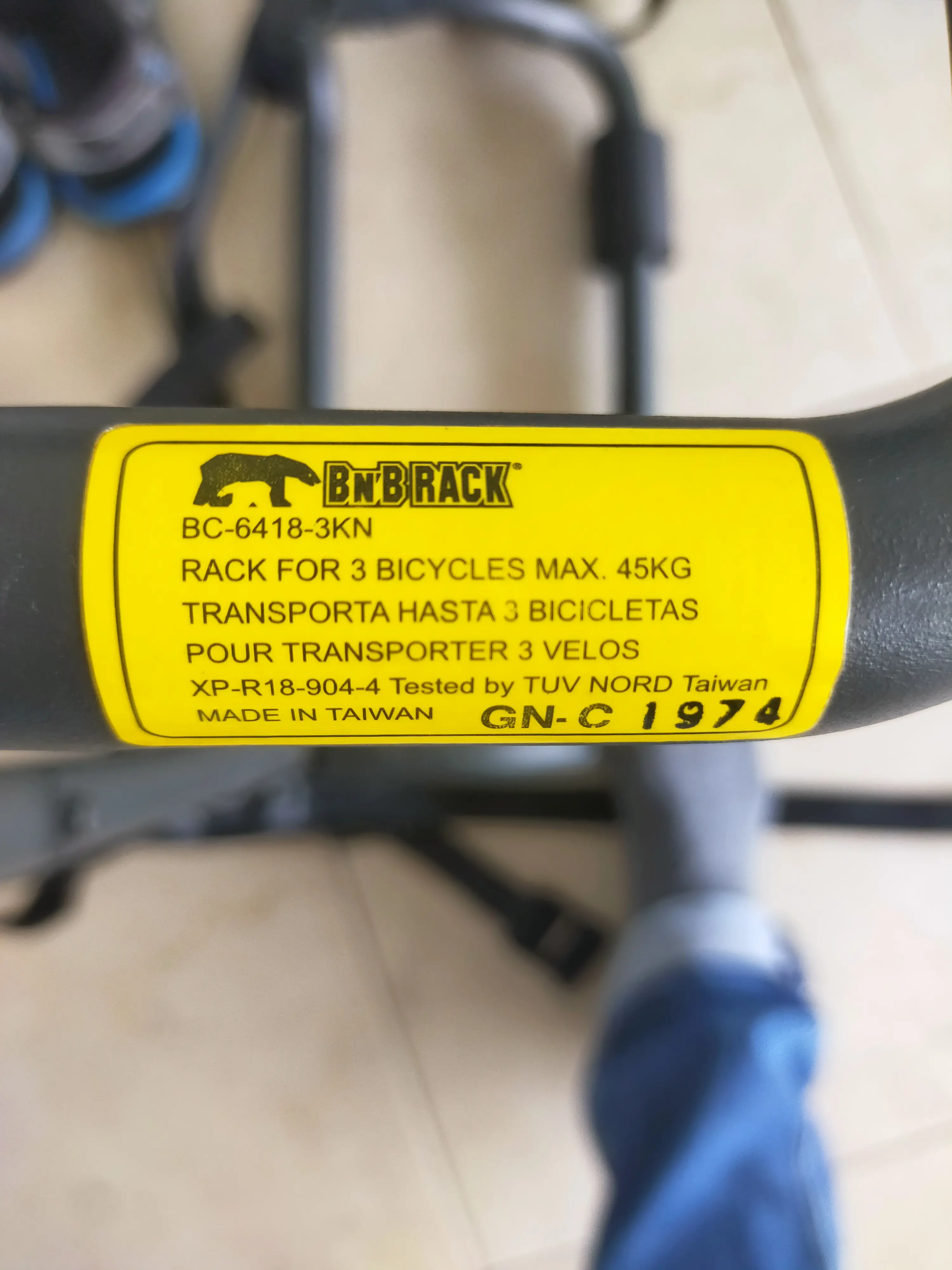 Mobile bike hanger