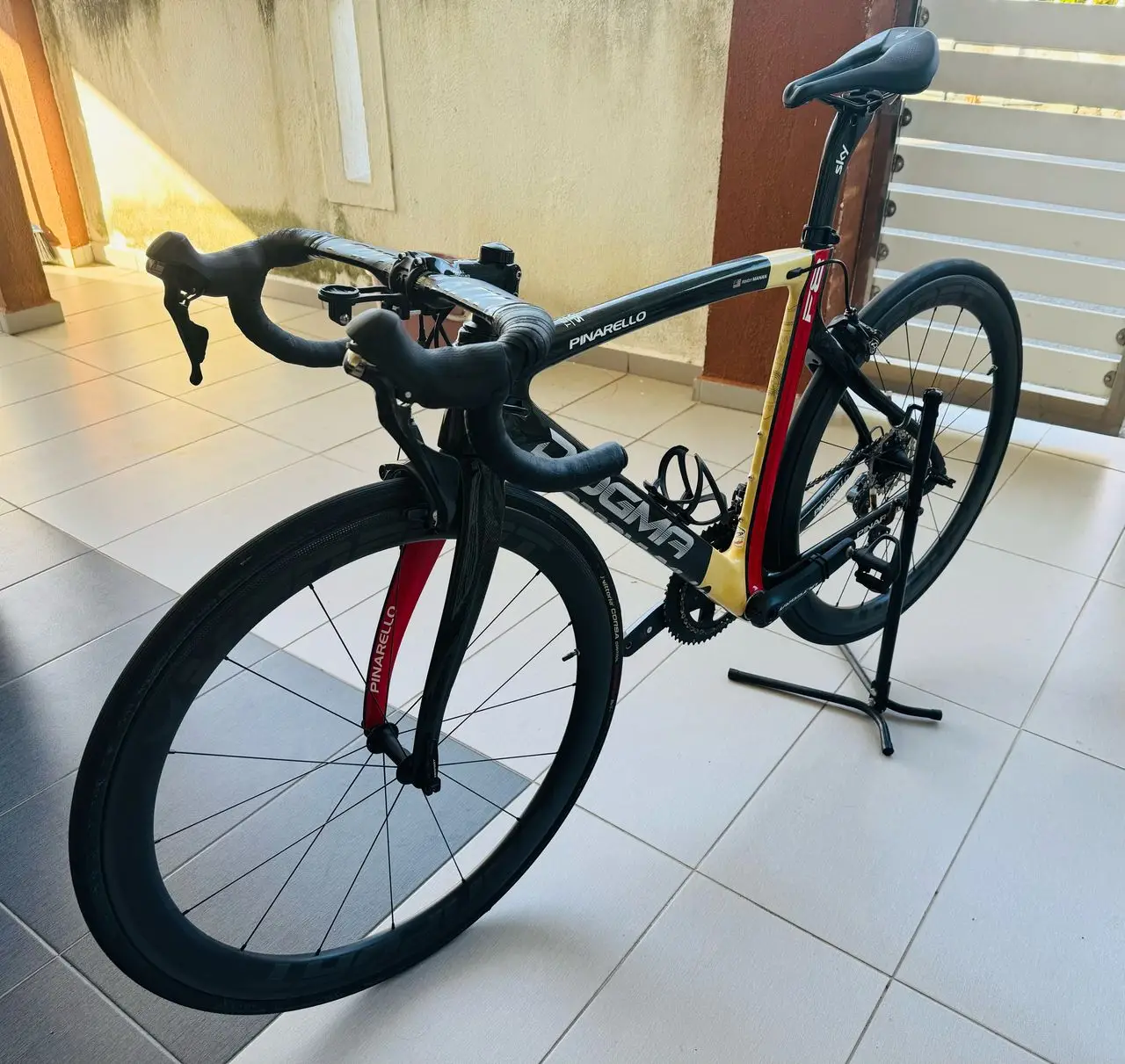 Roadbike Pinarello Dogma F8