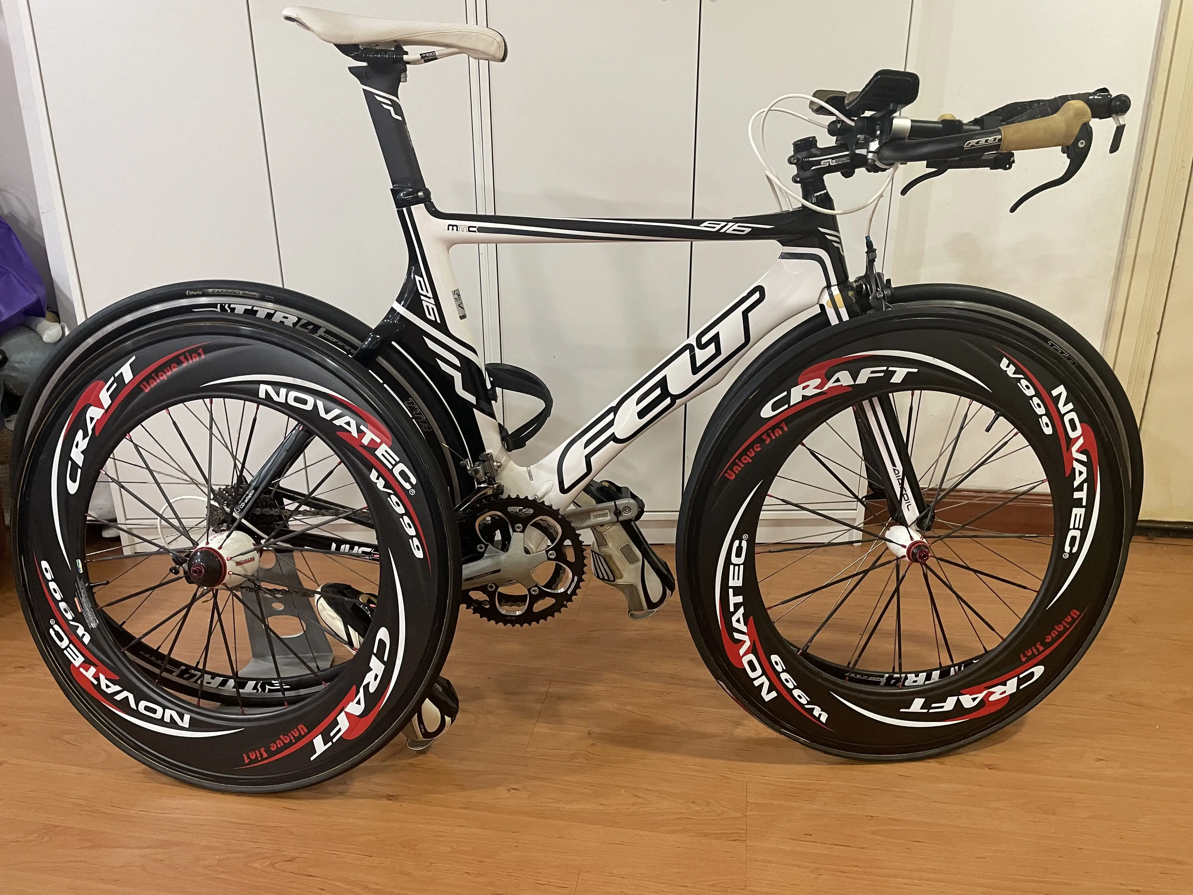 Triathlon Bike - Felt B16