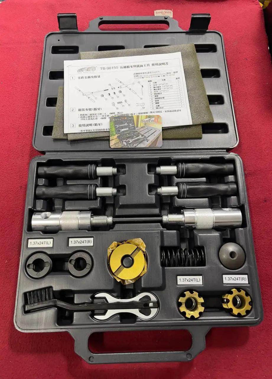 SUPER B TB-98150 Bottom bracket tapping & facing set (1.370"x24TP1) for English tap SUPERB