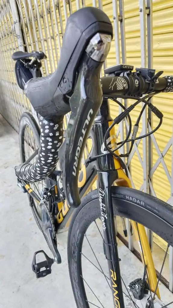 Gusto road bike Ultegra Disc brakes