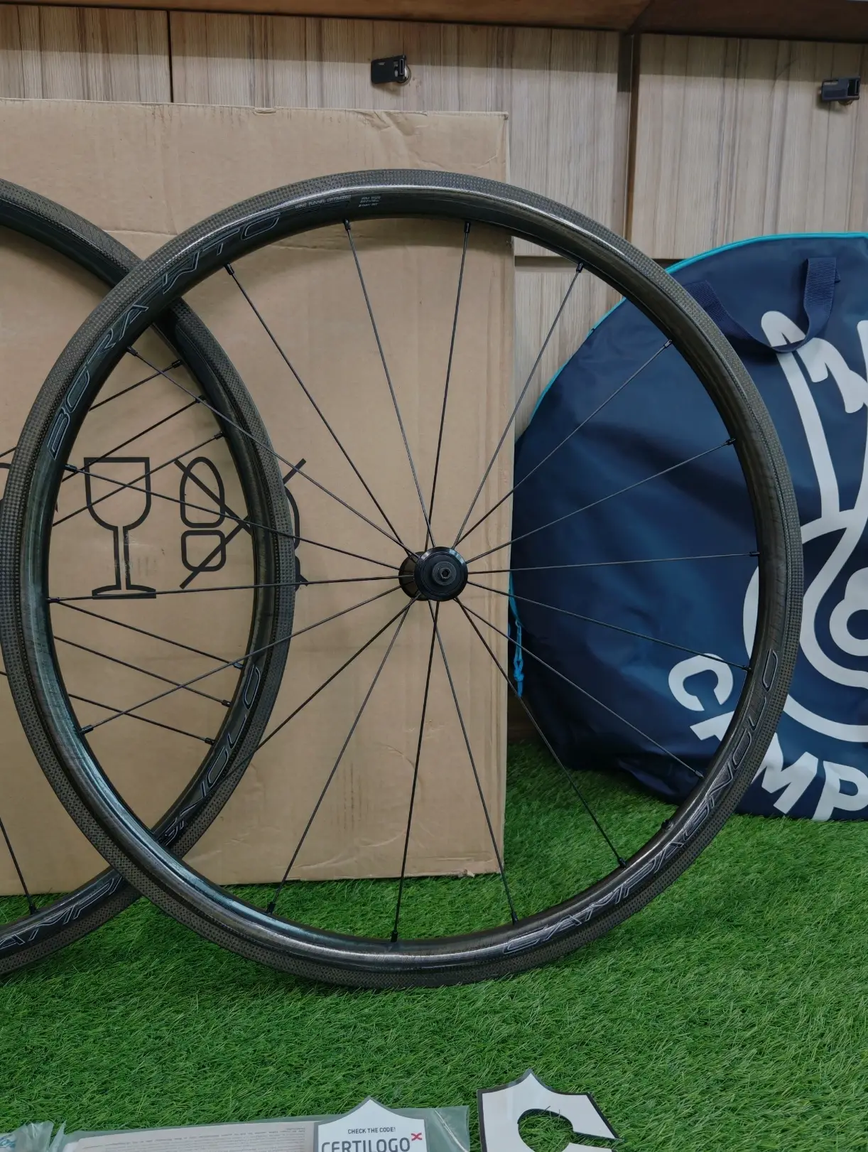 Campagnolo Bora WTO 33 -RimBrake- Clincher - Brand New!!!