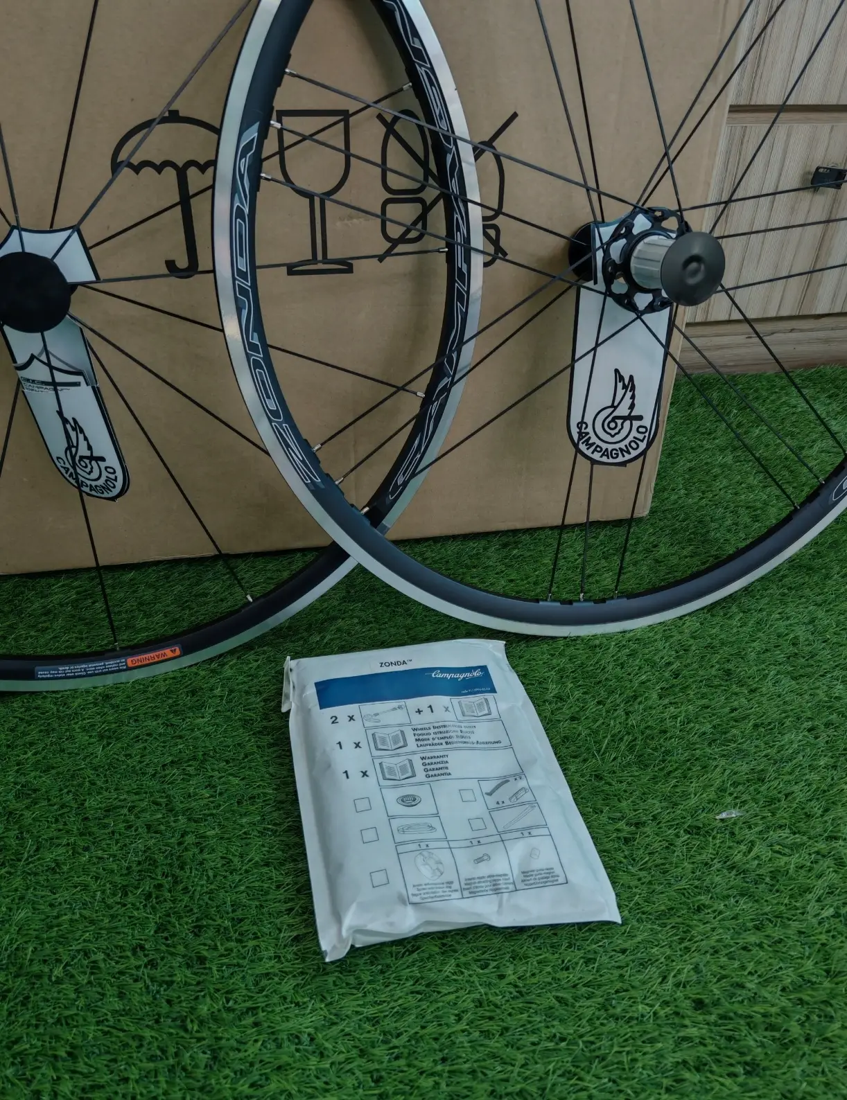 Campagnolo Zonda C17 (RimBrake; Clincher) Brand New !!!!