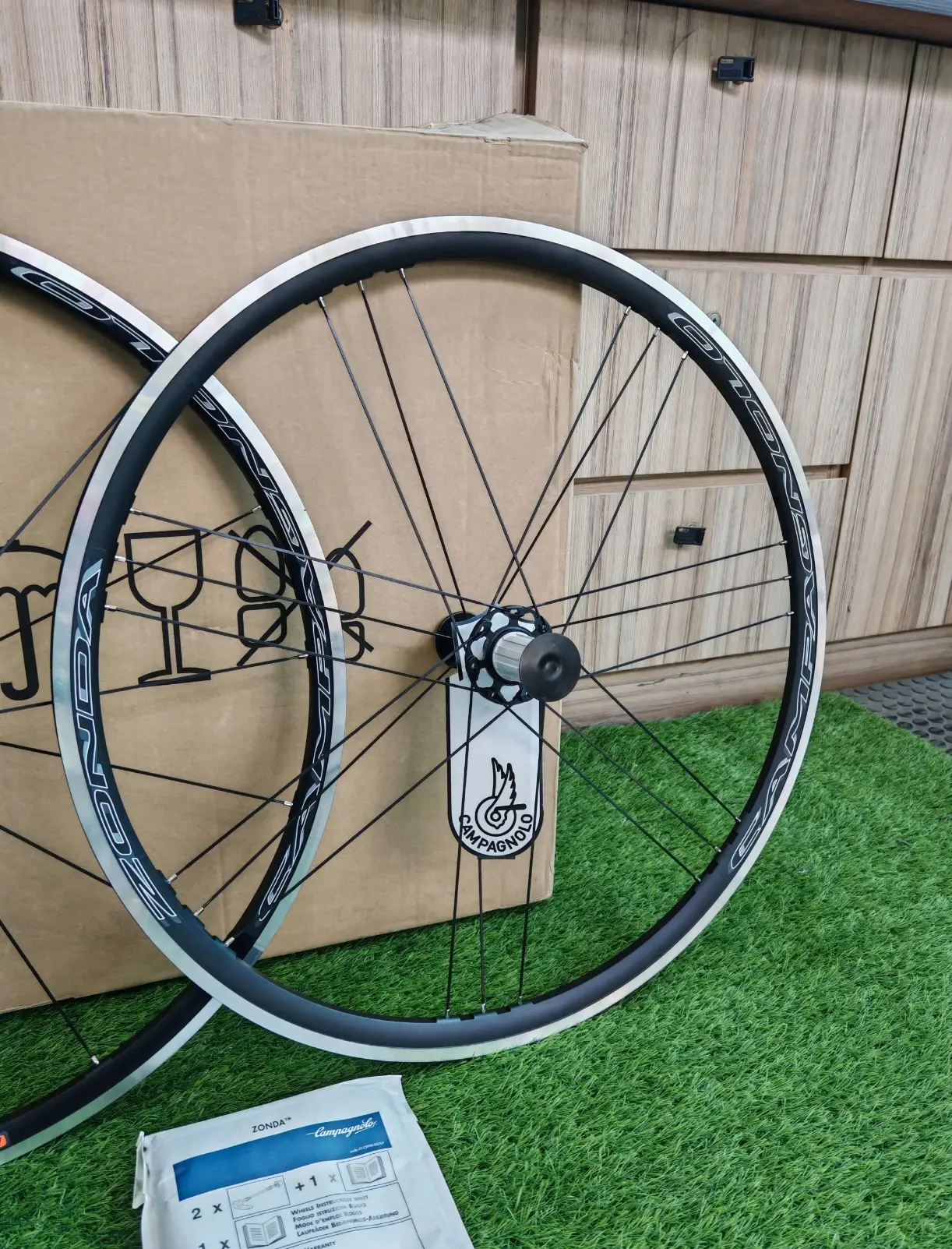 Campagnolo Zonda C17 (RimBrake; Clincher) Brand New !!!!