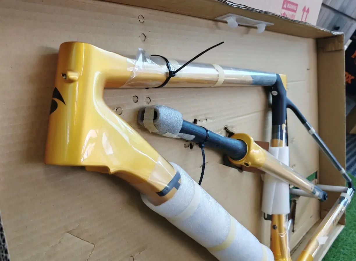 Factor O2D Frameset -Olympic Gold- (52cm) - (Brand New !!!)