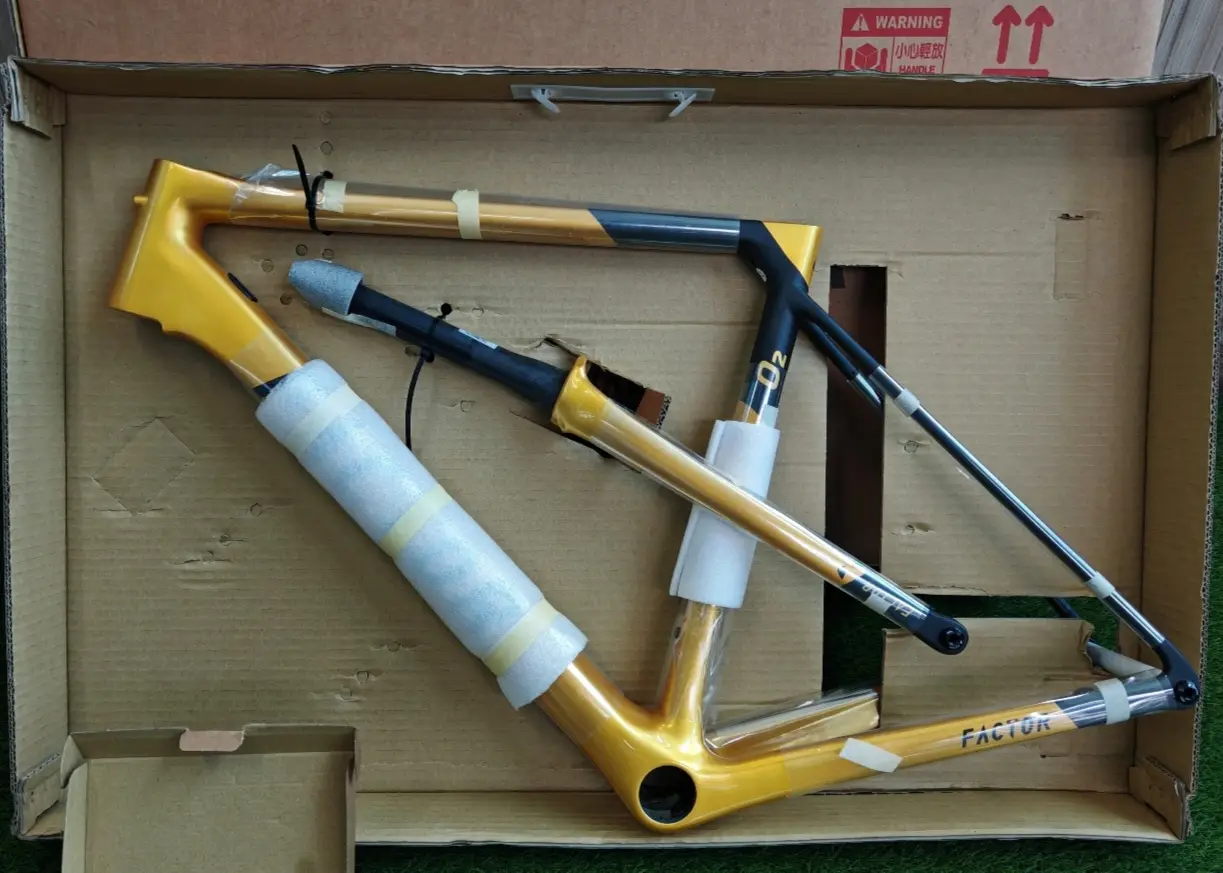 Factor O2D Frameset -Olympic Gold- (52cm) - (Brand New !!!)