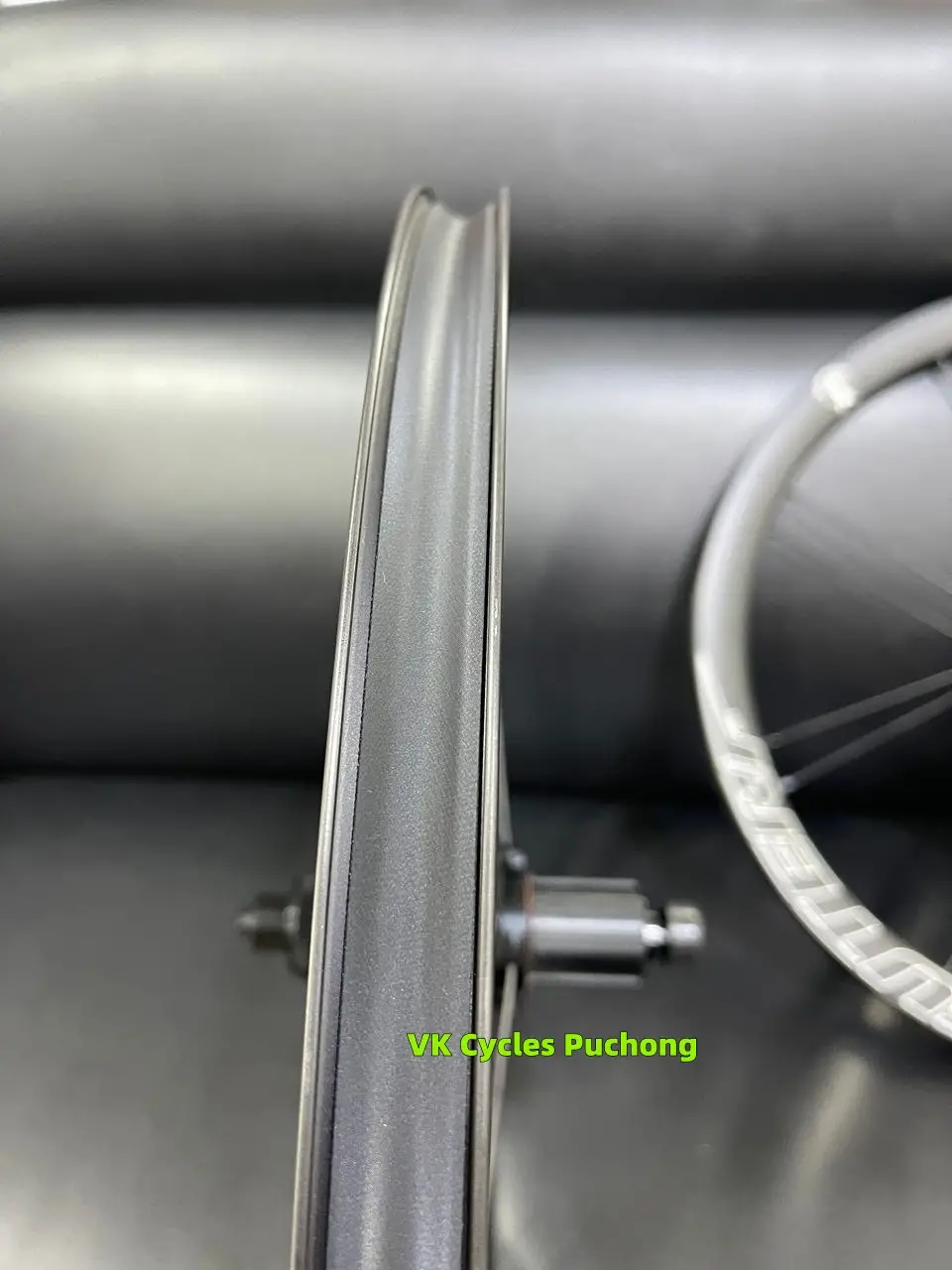 DEUTER 20 inch Alloy WHEELSET 451 QR 100/135mm centre lock 9sp 10sp 11sp - 30mm profile for folding bike - 1.3kg