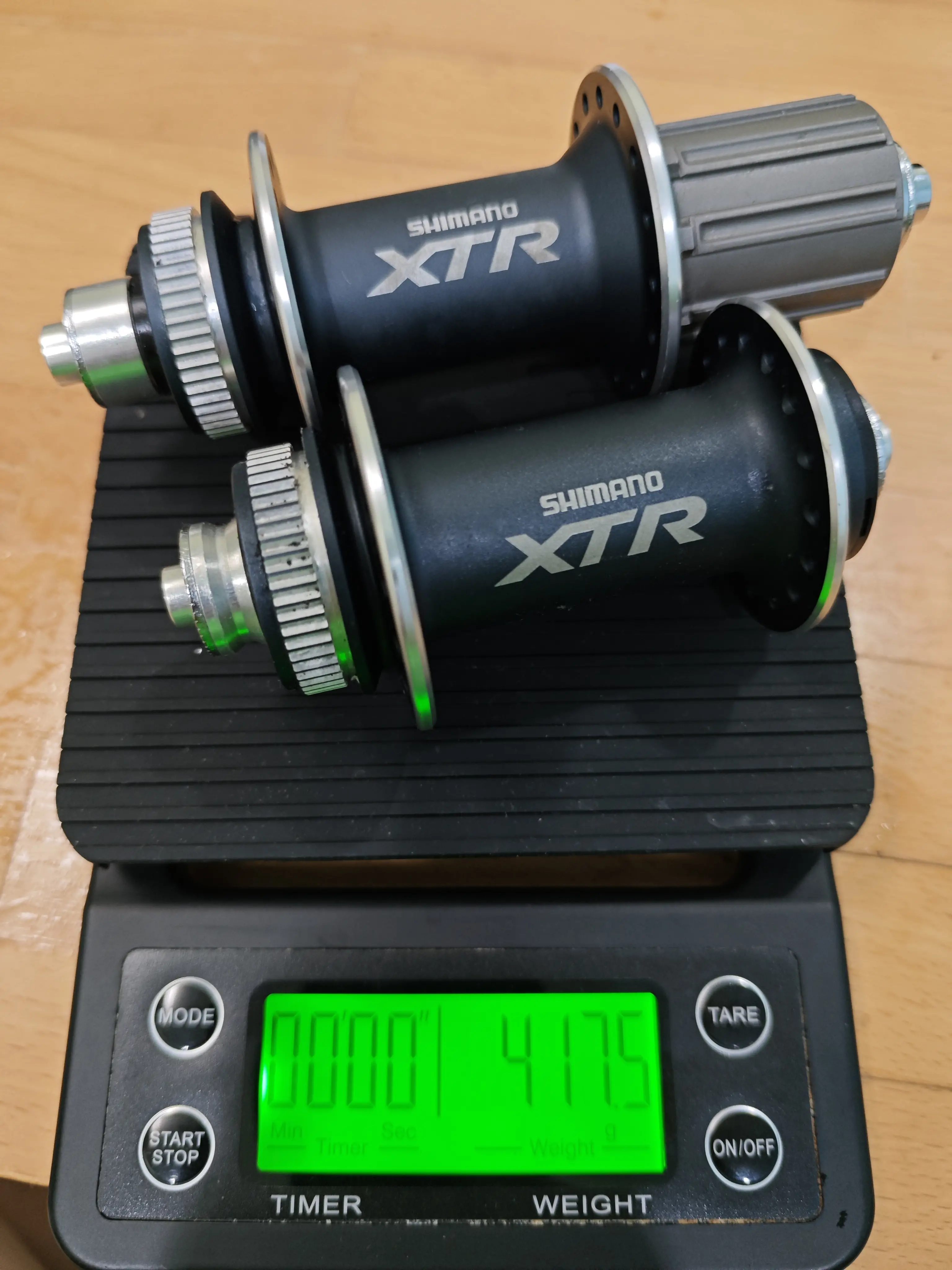 Shimano XTR FH-M975 100/135mm Front/Rear hub