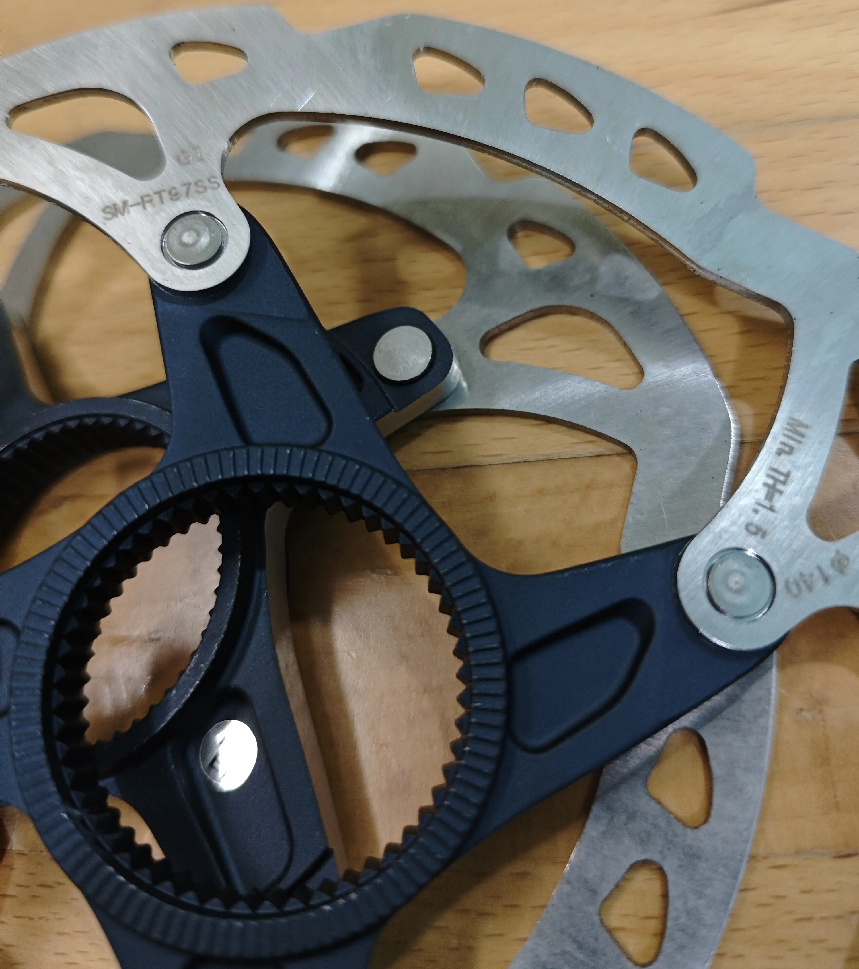 Shimano XTR SM-RT97 140/160mm Center Lock Disc