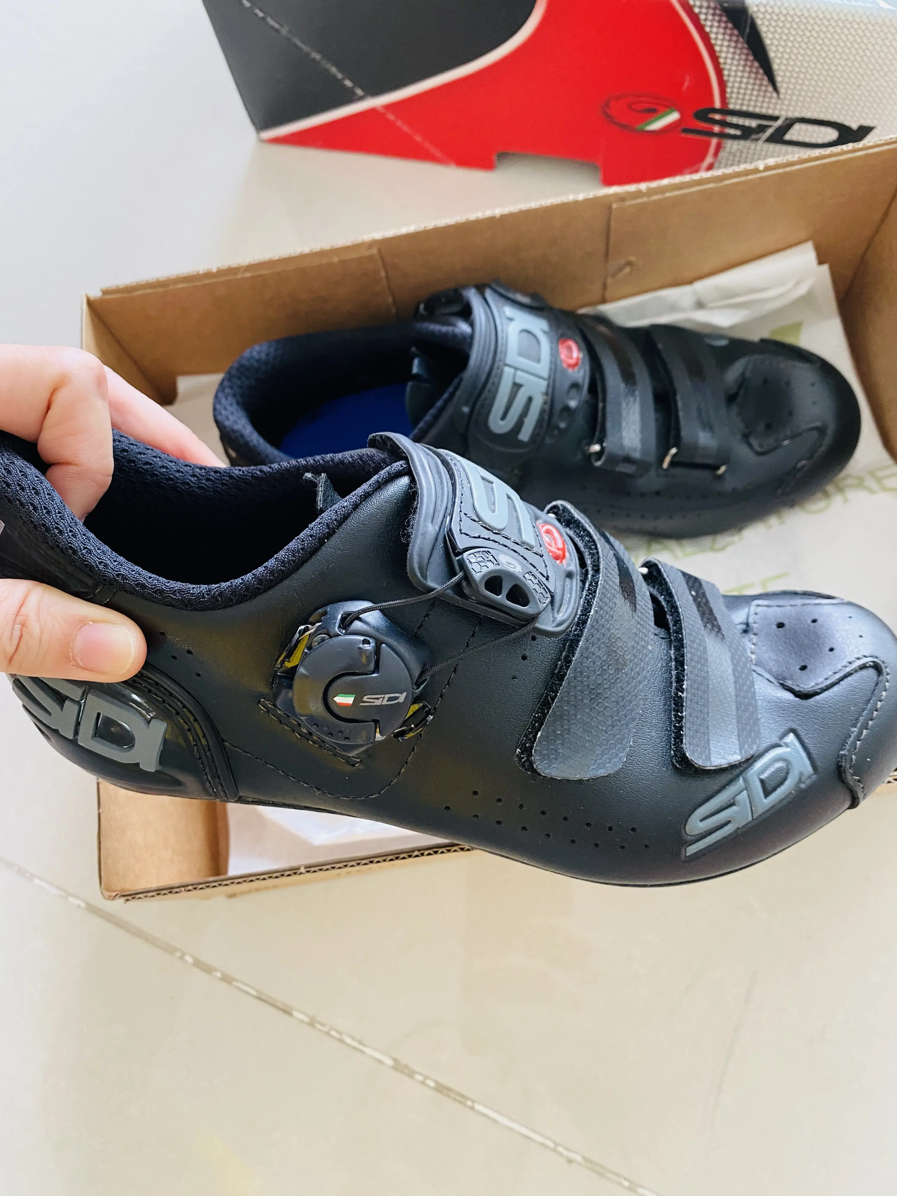 Woman SIDI cycling shoes - 37