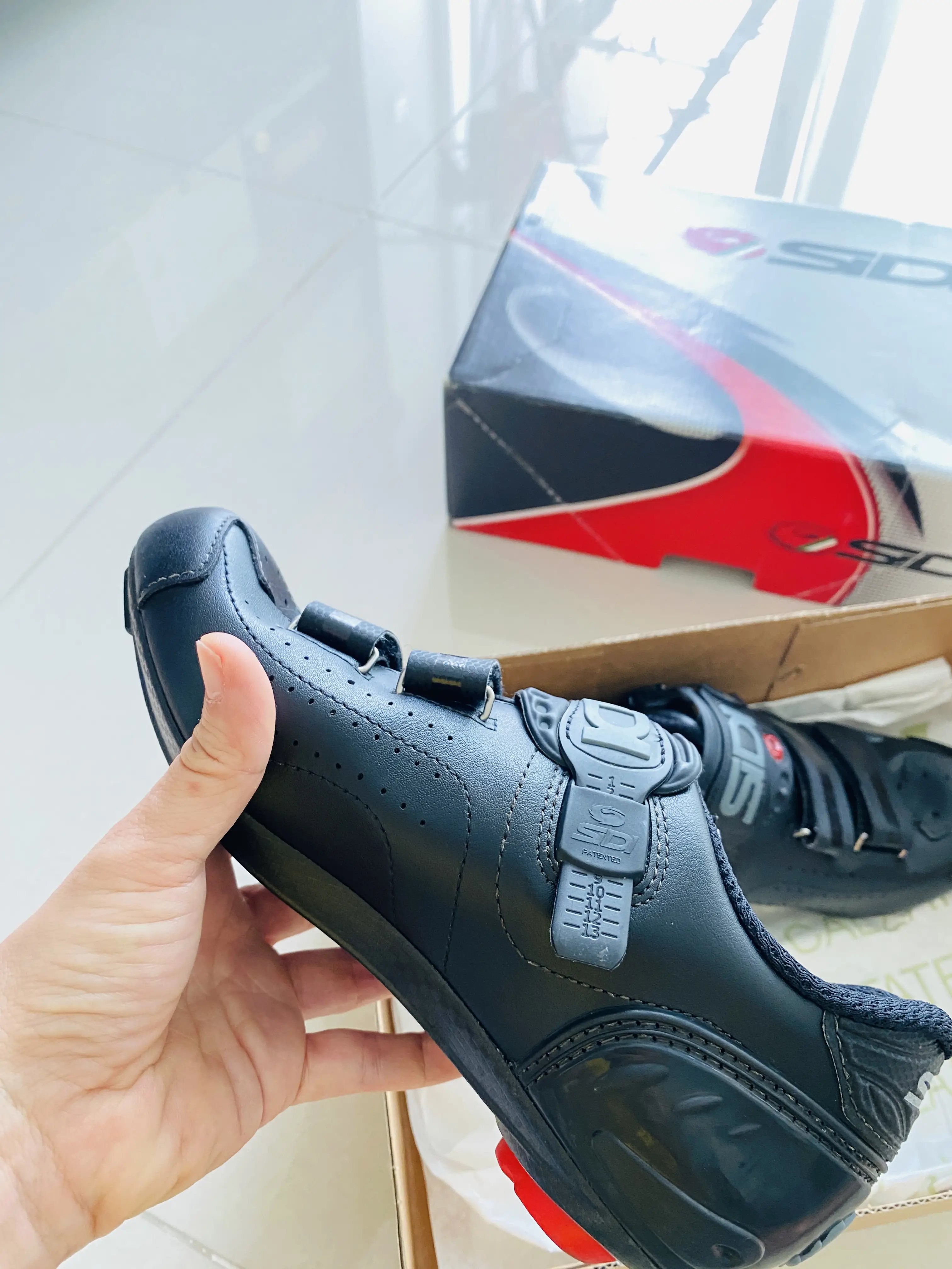 Woman SIDI cycling shoes - 37
