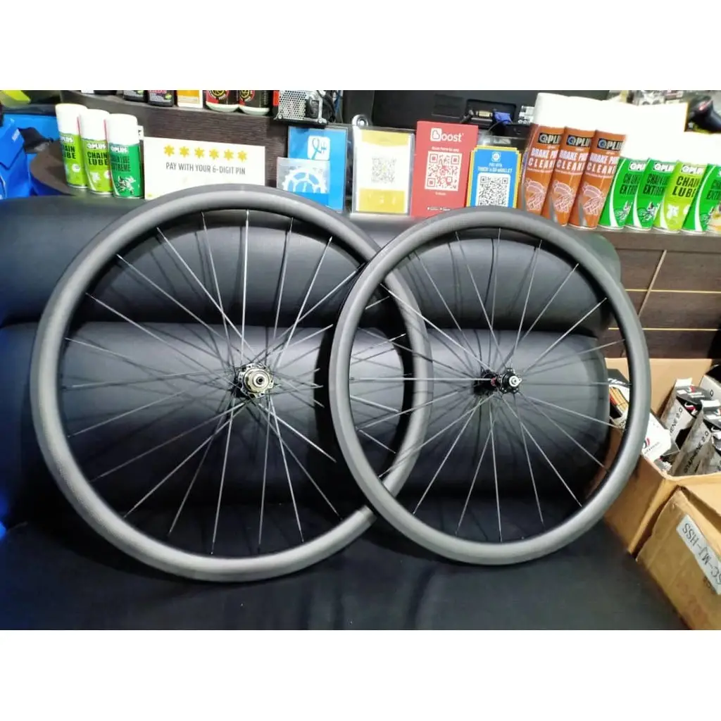 NOVATEC 38MM WHEELSET FULL CARBON 1.6kg ROAD BIKE 9sp 10sp 11sp
