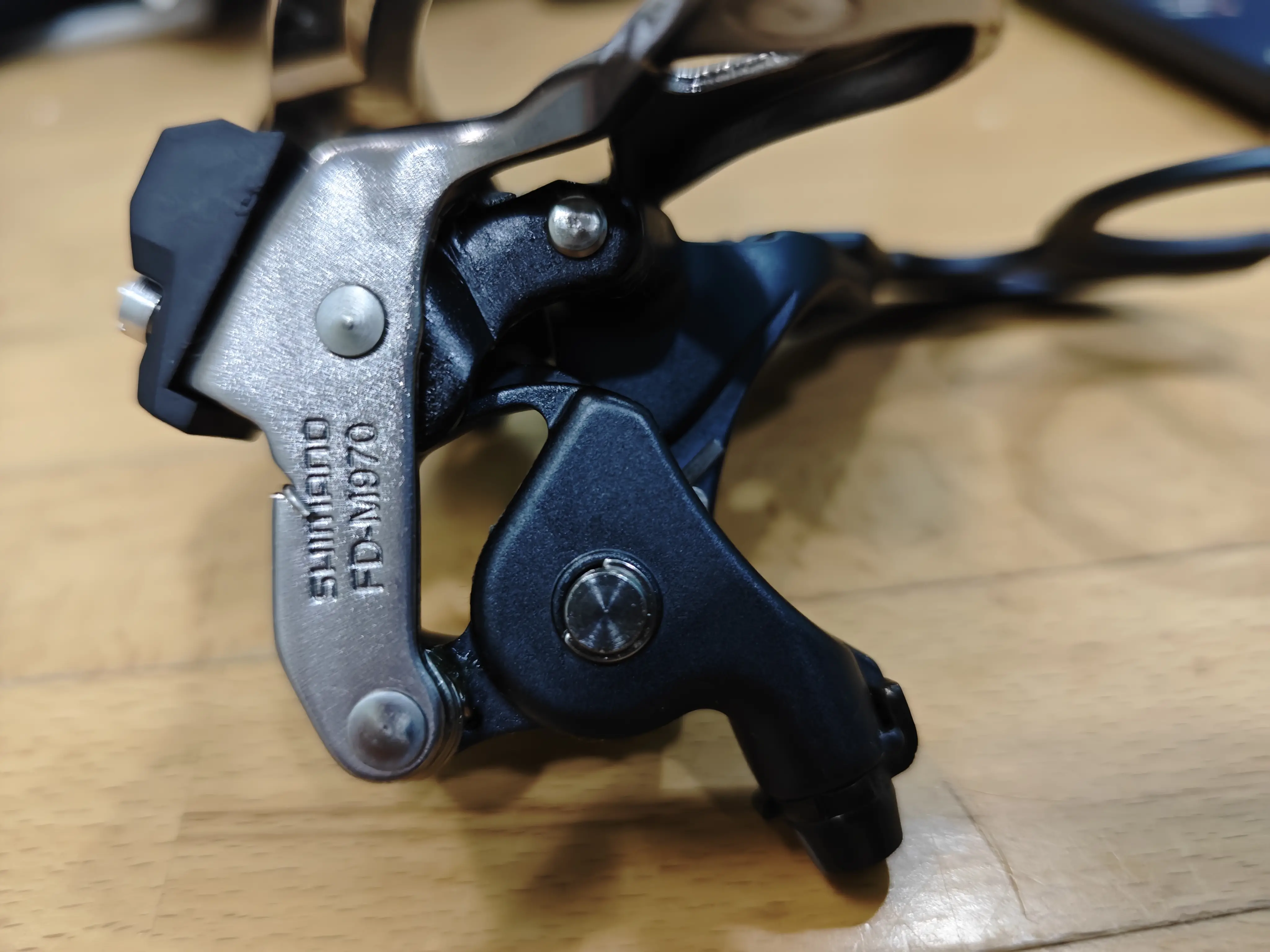 Shimano XTR FD-M970 E Front Derailleur 3x10