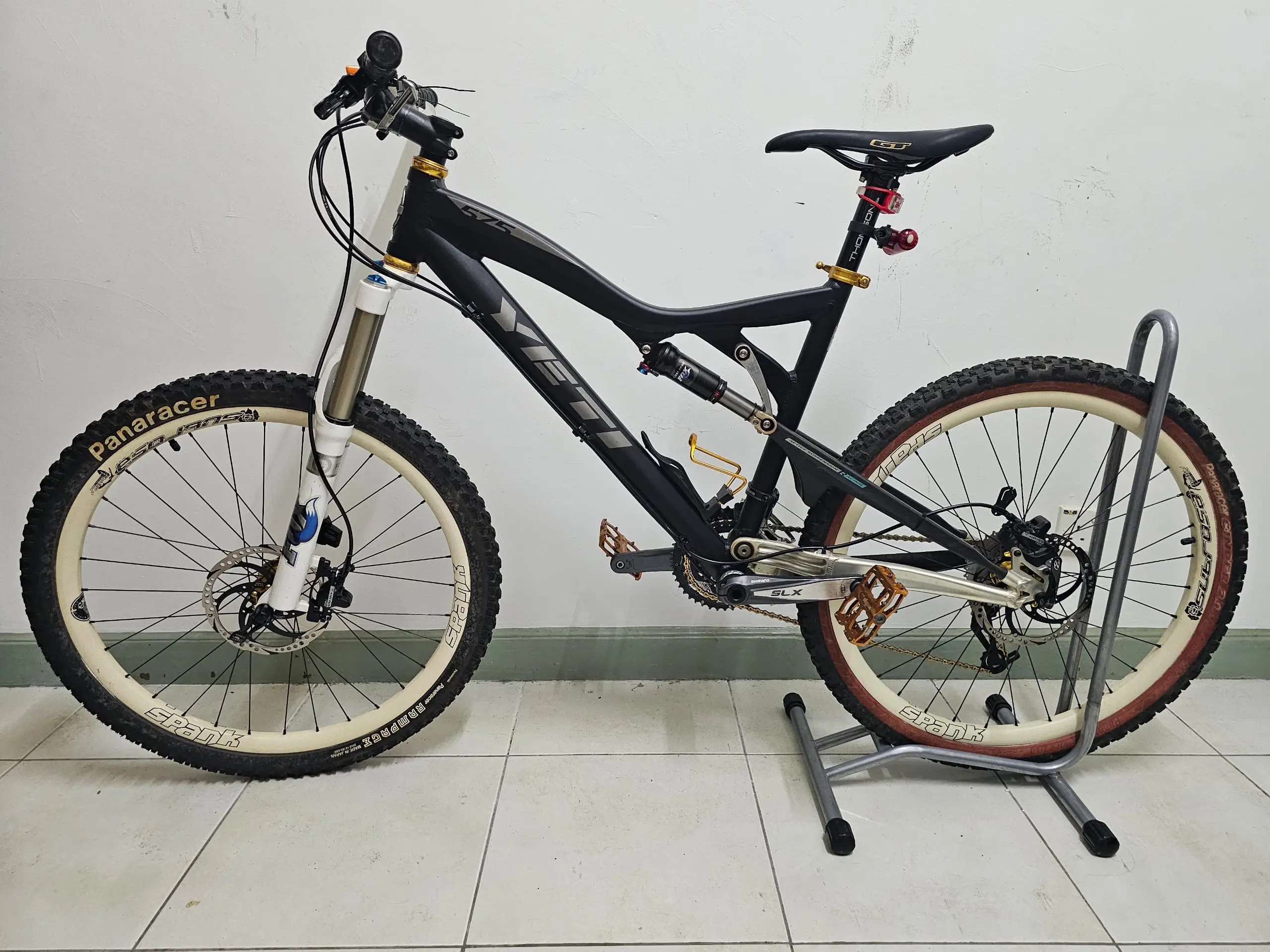 FOR SALE : Used YETI 575 MTB 26 inch