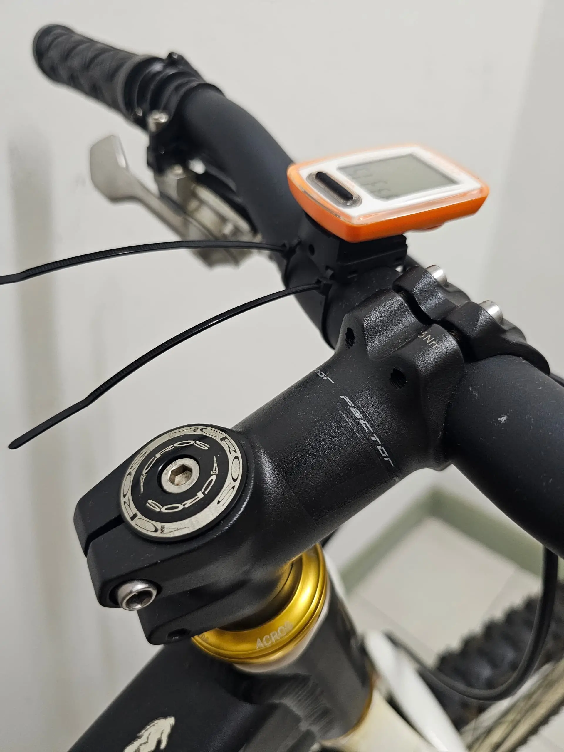 FOR SALE : Used YETI 575 MTB 26 inch