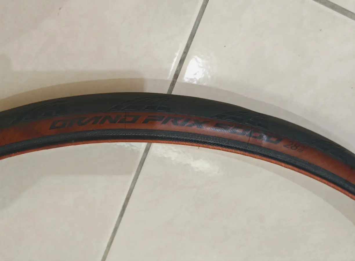 Continental GP5000 (28c) Used less 100km