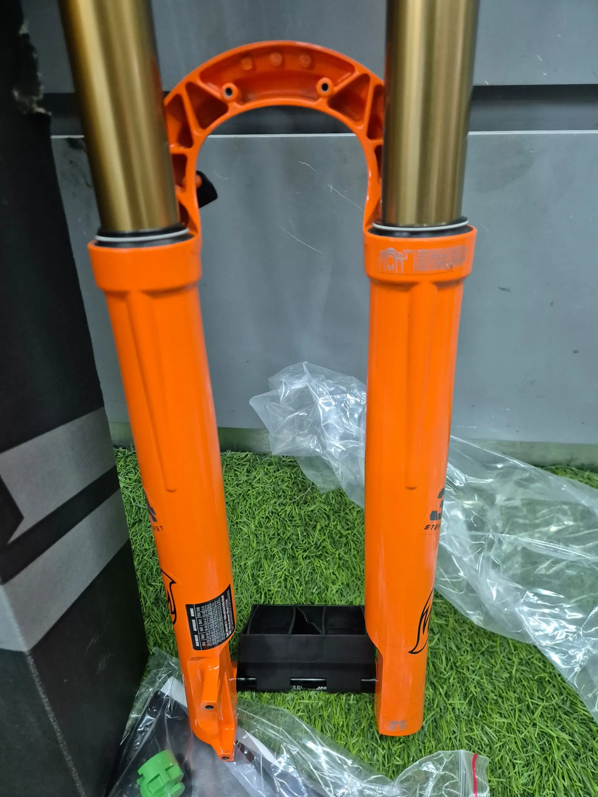 Fox Factory 34 Float (29er) 120mm - Brand New !!!