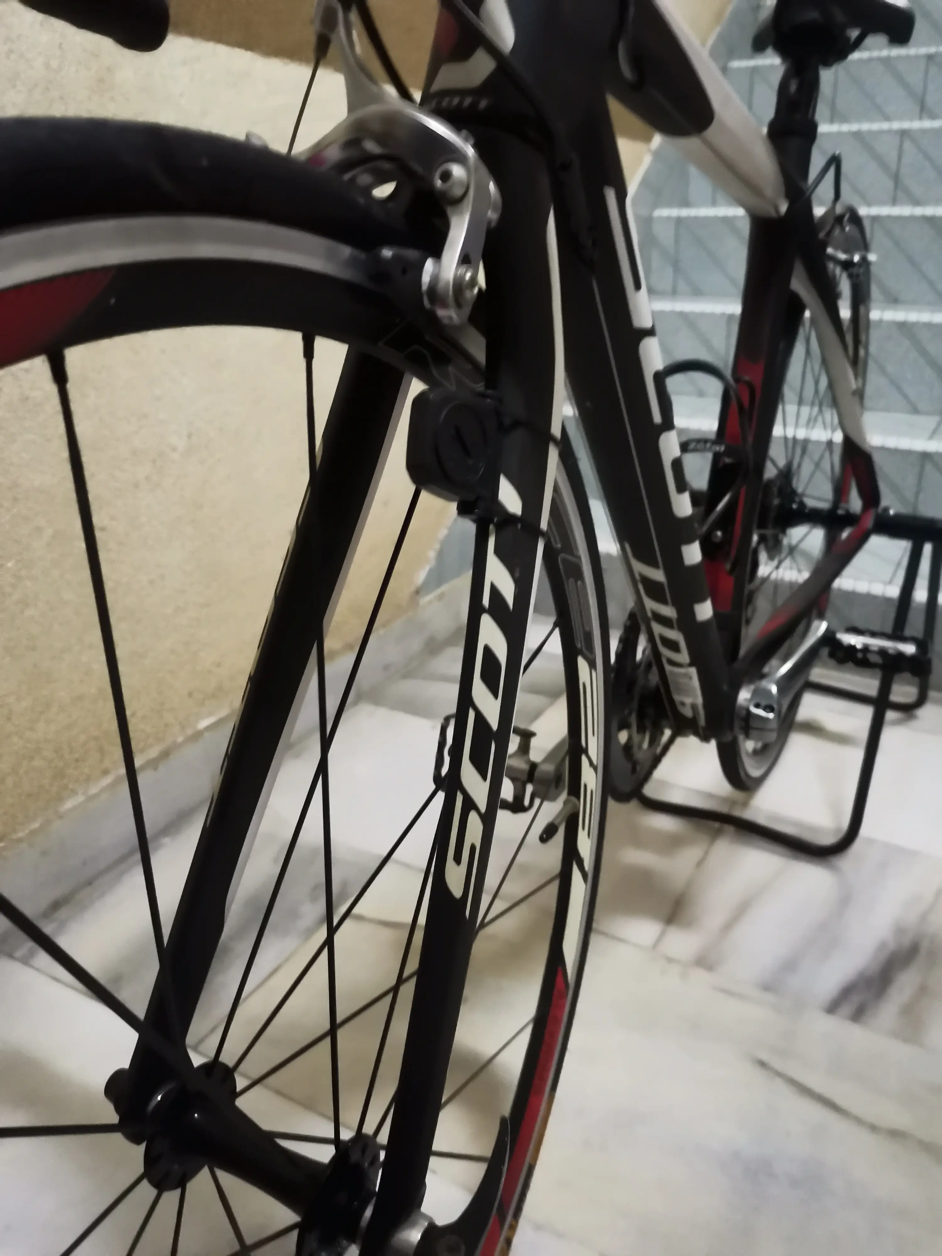 Scott Cr1