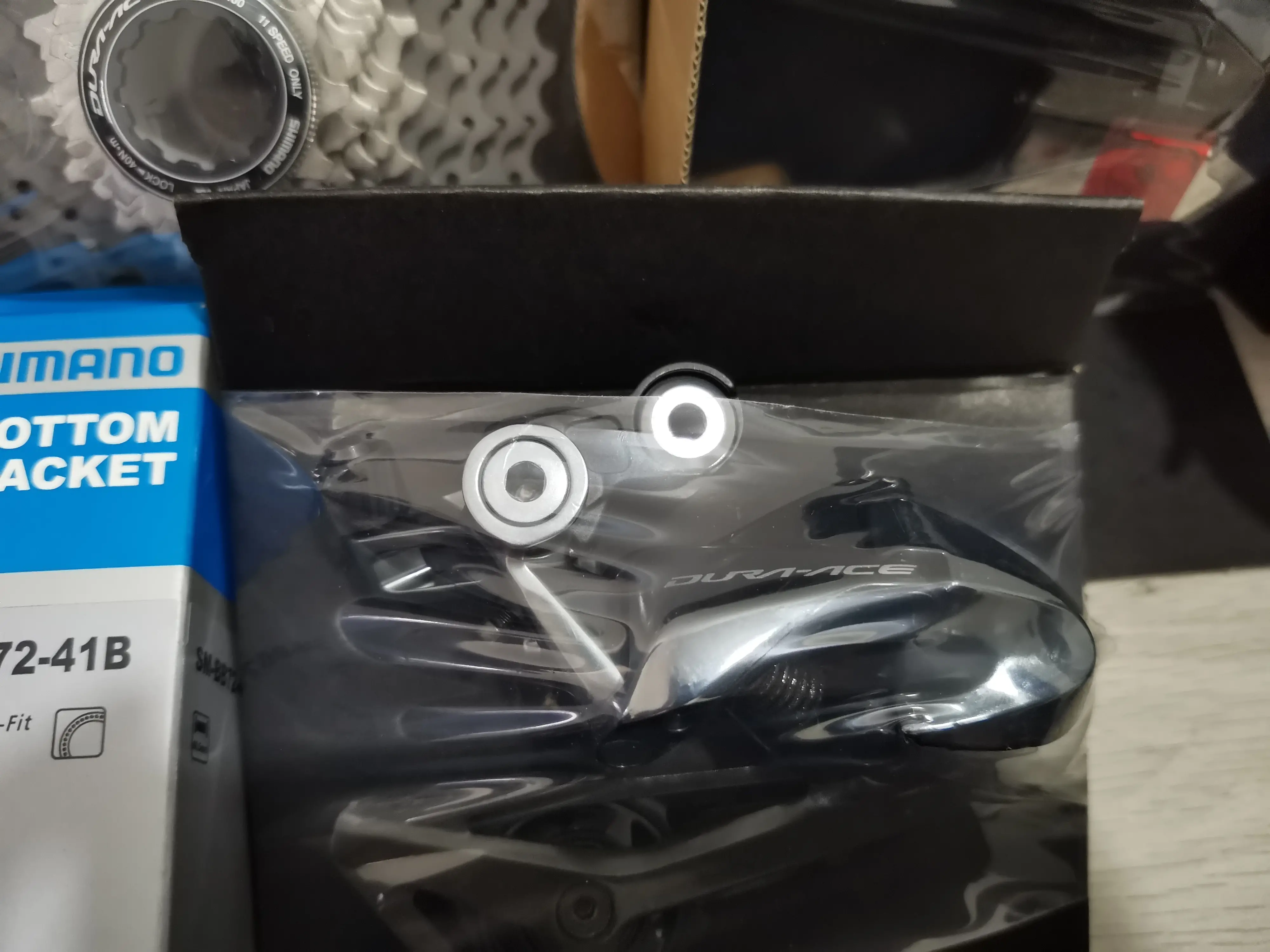 Shimano Dura Ace 11 Speeds Disc (R9120) -Brand New !!