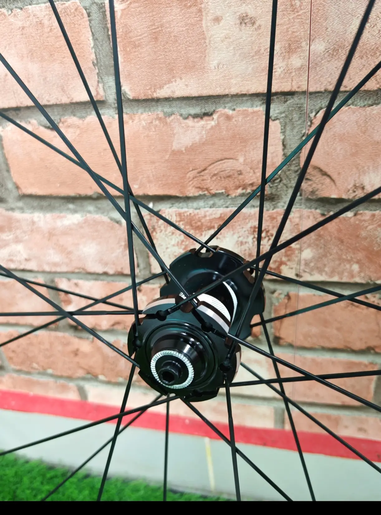 Sram Rise 40 (29er) Non Boost - (Brand New !!!)