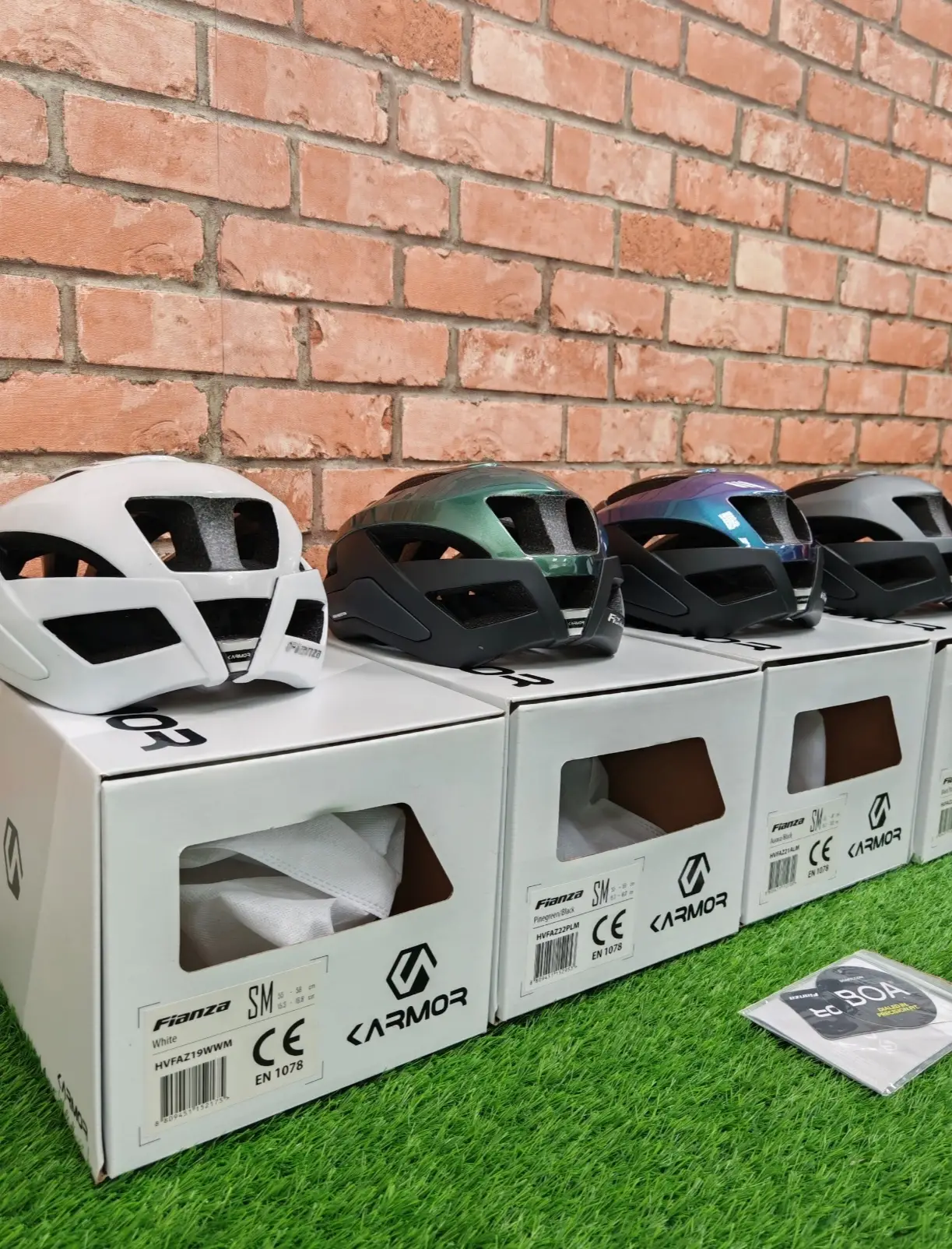 KARMOR Fianza (S/M & L) Helmet - Brand New !!!