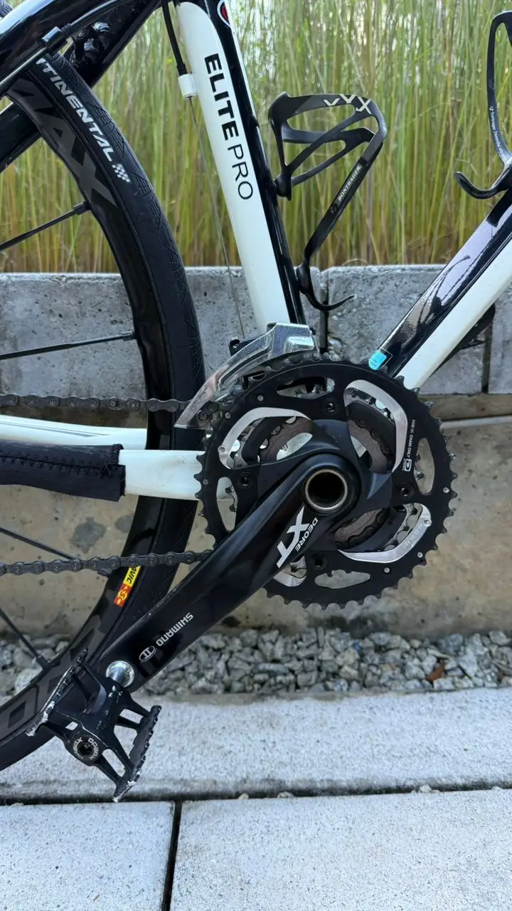 Custom-Built Hybrid – Lightweight & Versatile