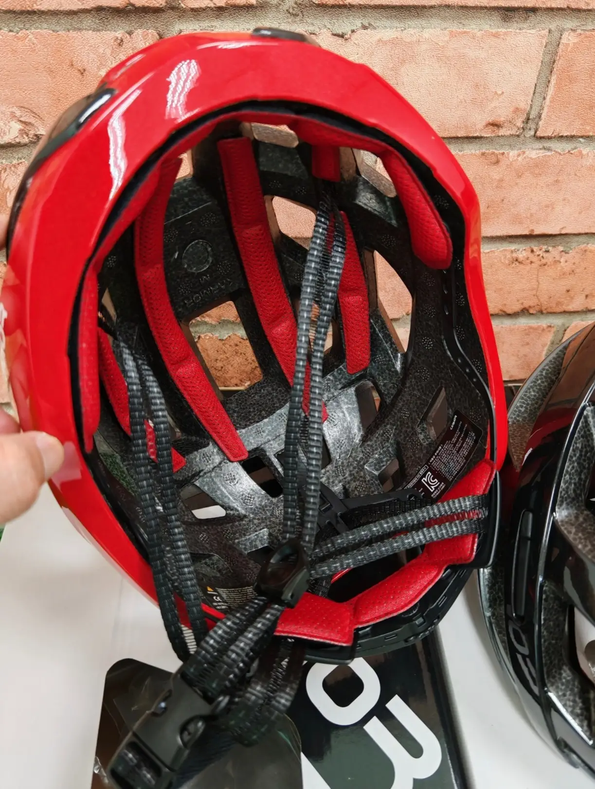KARMOR Breeo (S/M & L) Helmet - Brand New !!