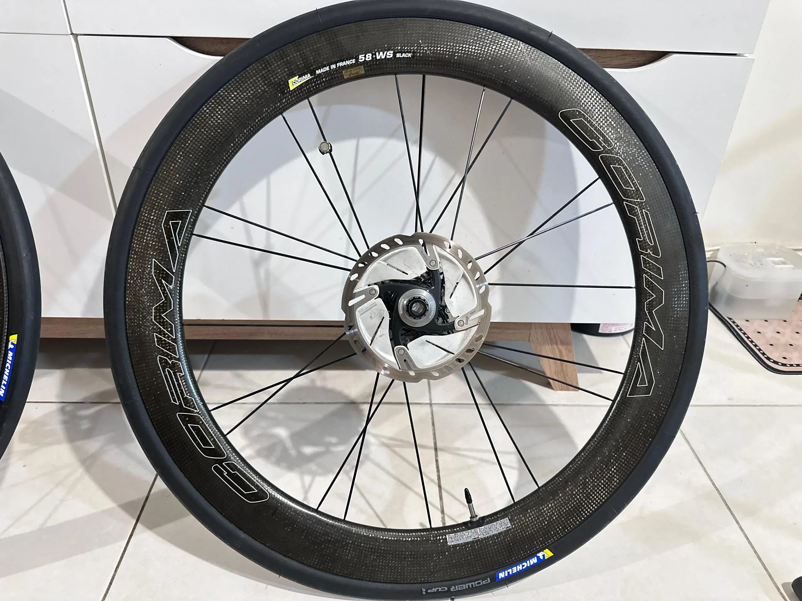 Corima ws 58 disc carbon road wheelset shimano/sram (made in france)