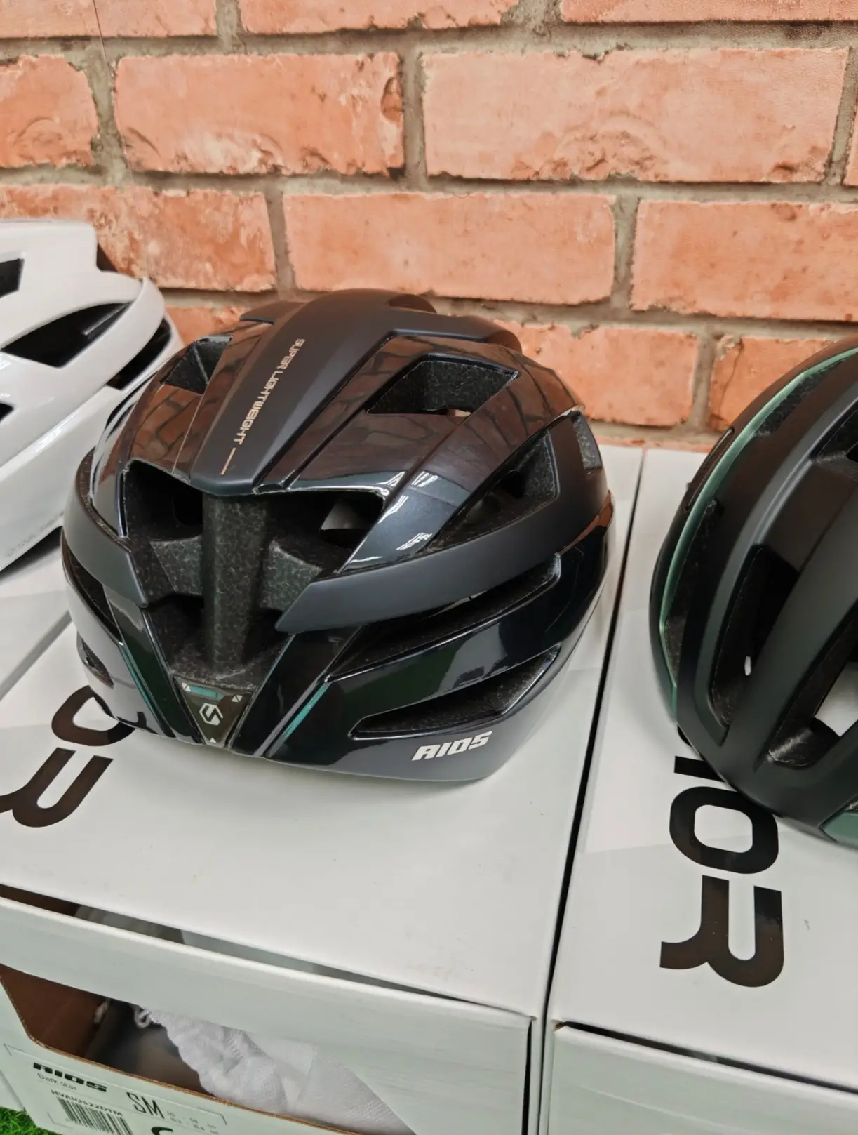 KARMOR Aios (S/M & L) Helmet - Brand New !!