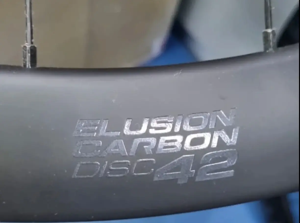 Vittoria Elusion Carbon Disc 42mm -Clincher - (Brand New)