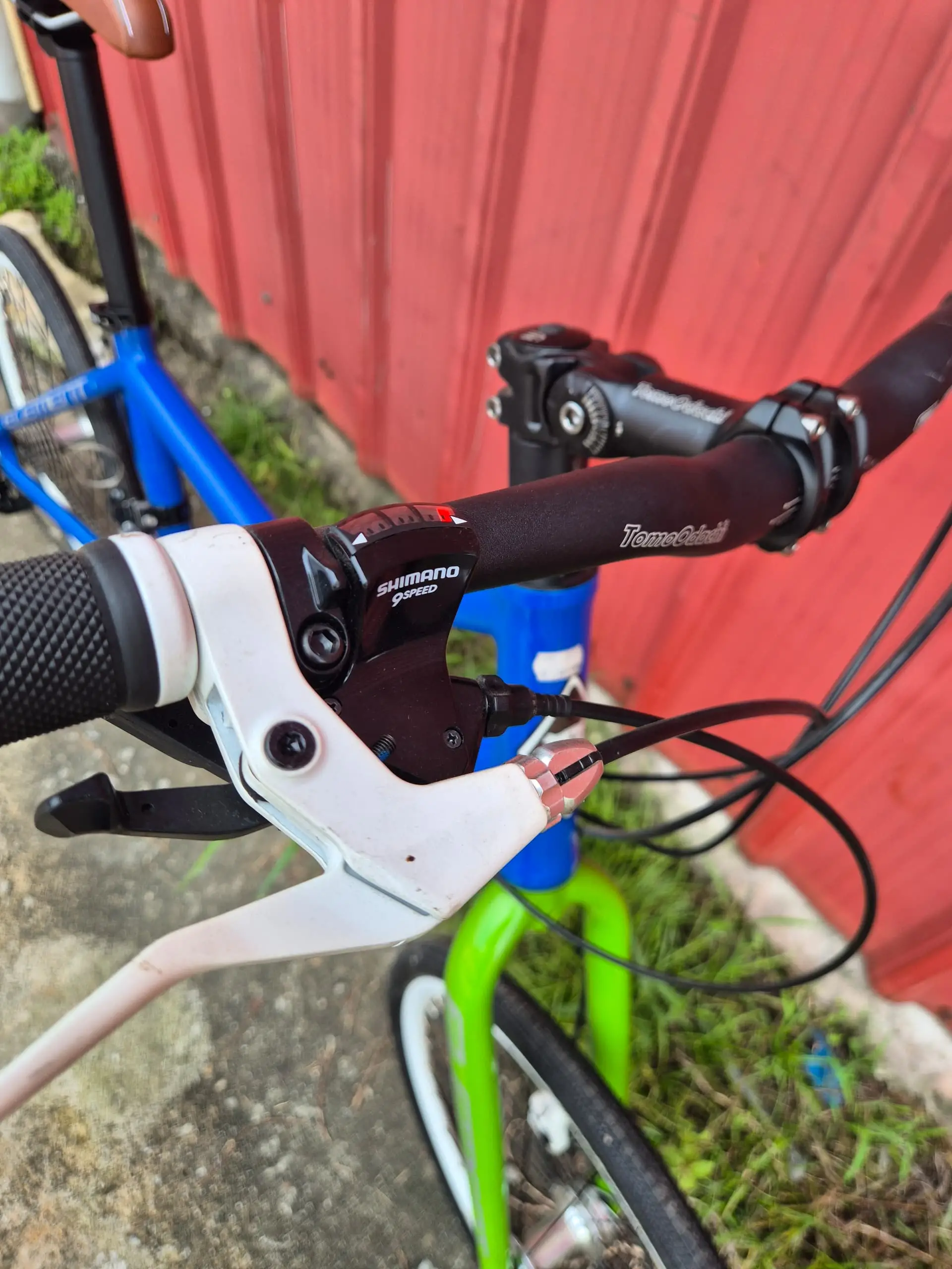 TomoOdachi Element MiniVelo Bike (20inch) Brand New !!!