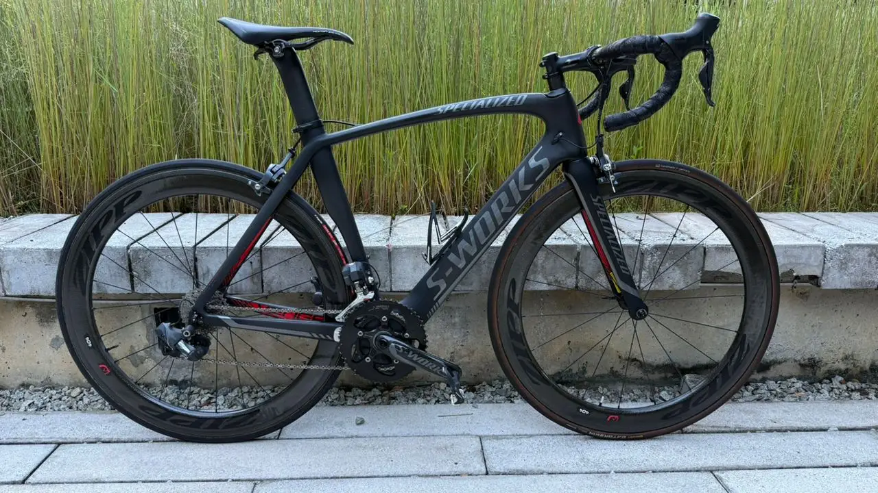 S-Works Venge - Ultegra Di2 / ZIPP404 – Size 54