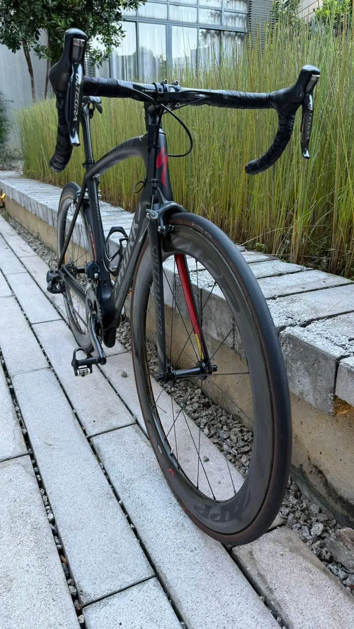 S-Works Venge - Ultegra Di2 / ZIPP404 – Size 54