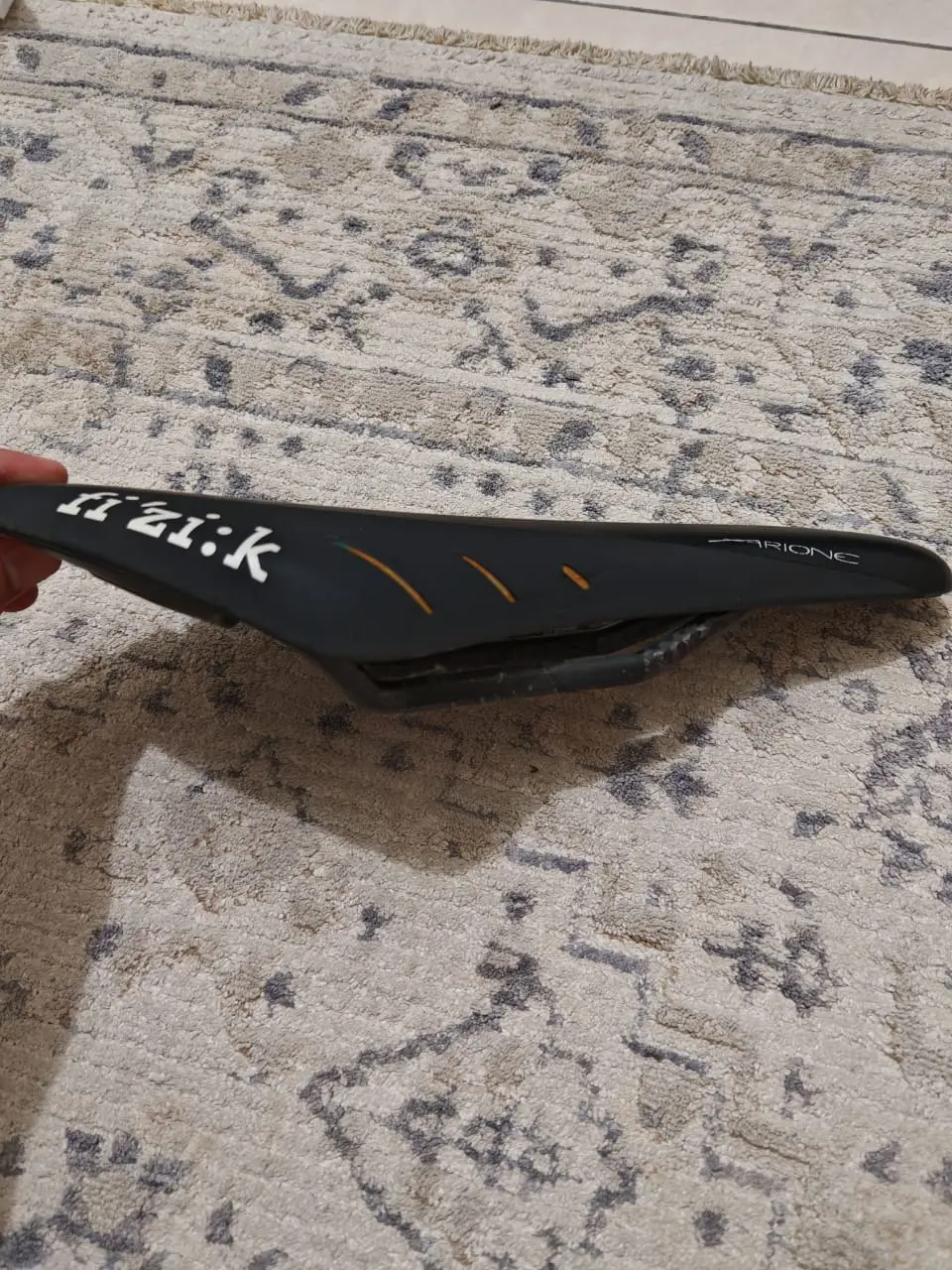 FIZIK Saddle Arione R1 Braided Black (Used Like New !!)