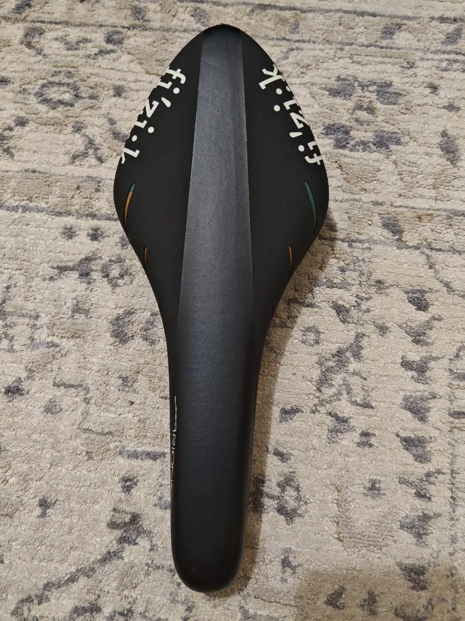 FIZIK Saddle Arione R1 Braided Black (Used Like New !!)