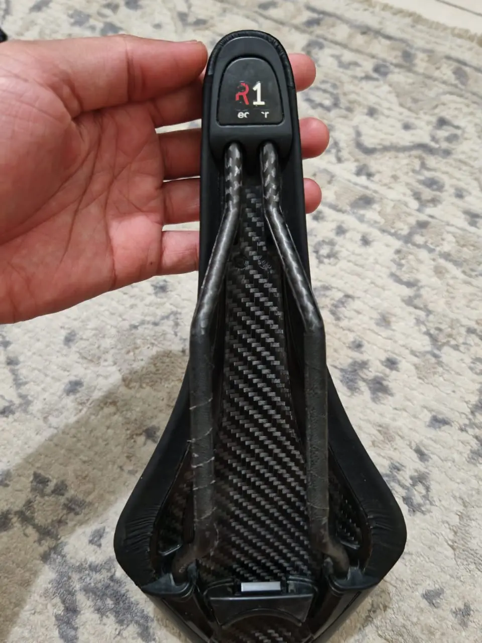 FIZIK Saddle Arione R1 Braided Black (Used Like New !!)