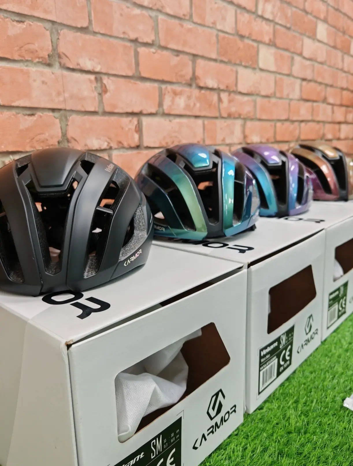 KARMOR Veliant (S/M & L) Helmet - Brand New !!!